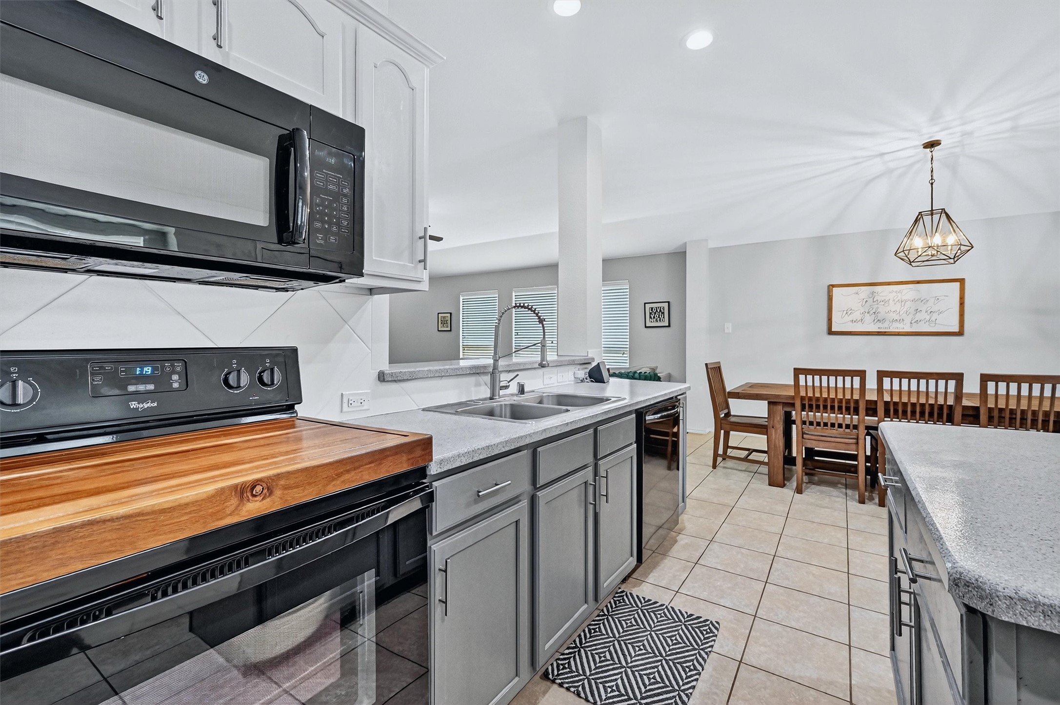 824 Bamboo Drive