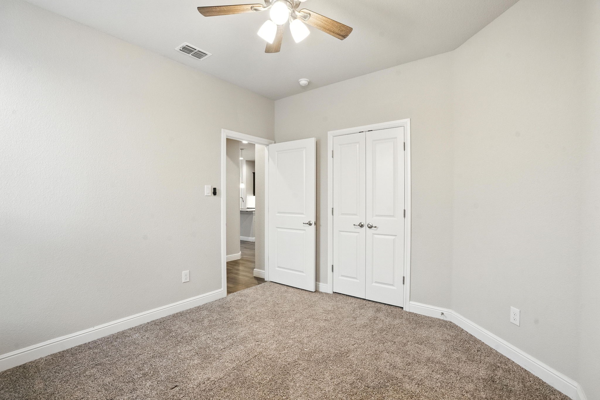 2320 Mockingbird Court