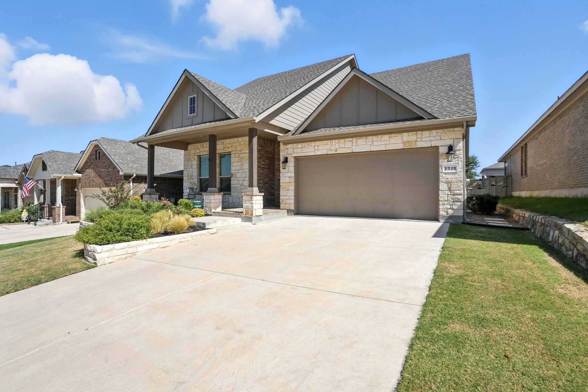 2320 Mockingbird Court