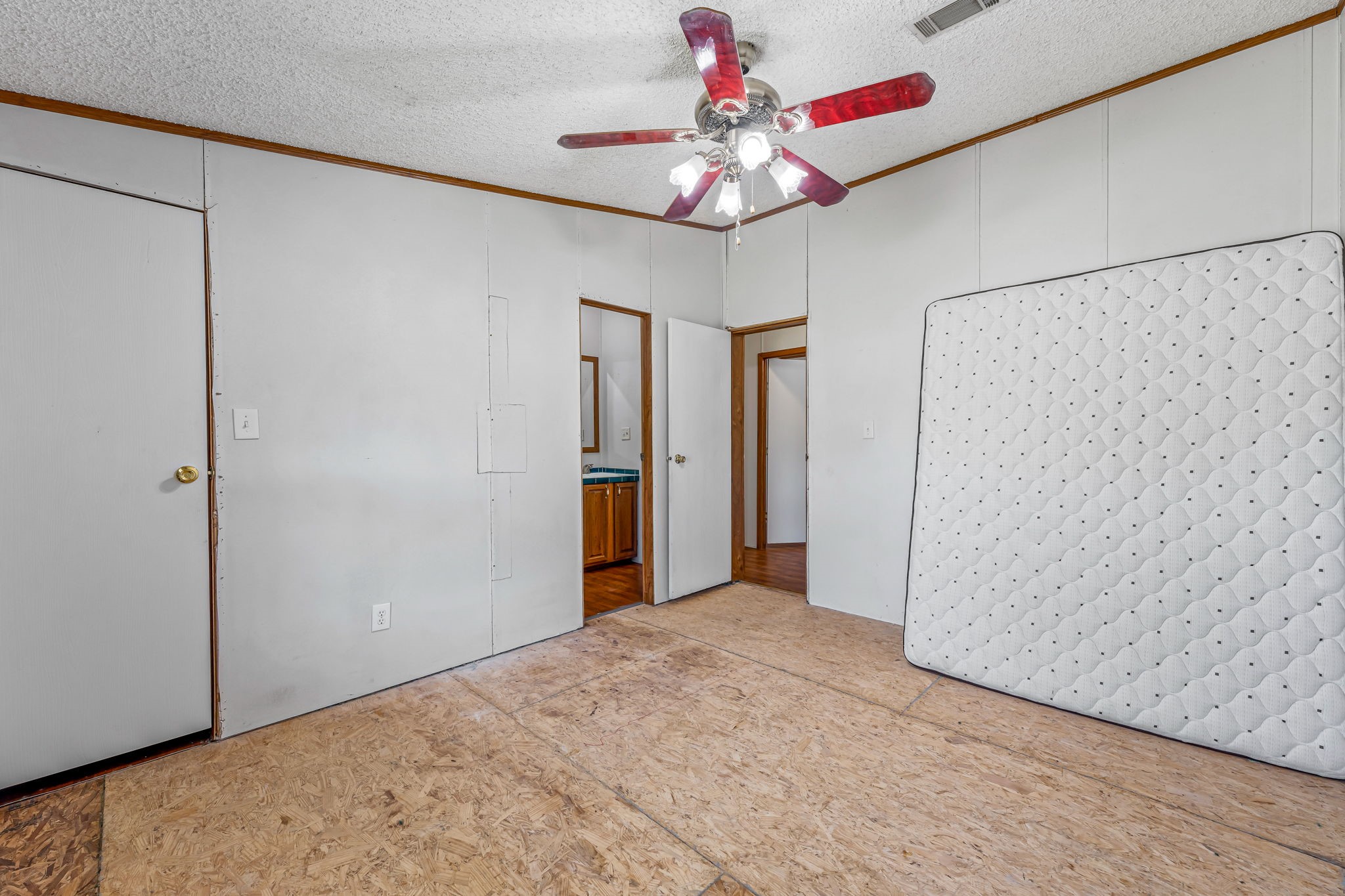 6931 Tin Top Highway