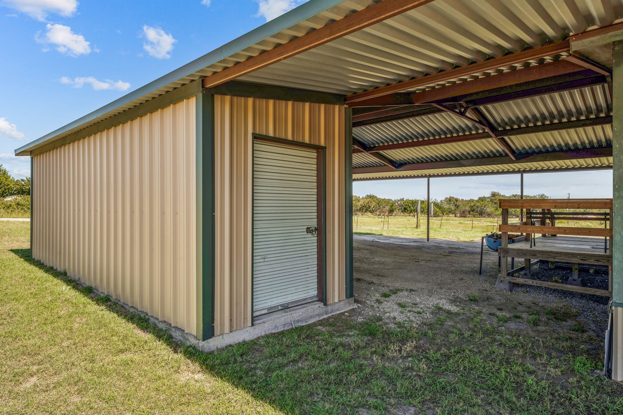 6931 Tin Top Highway