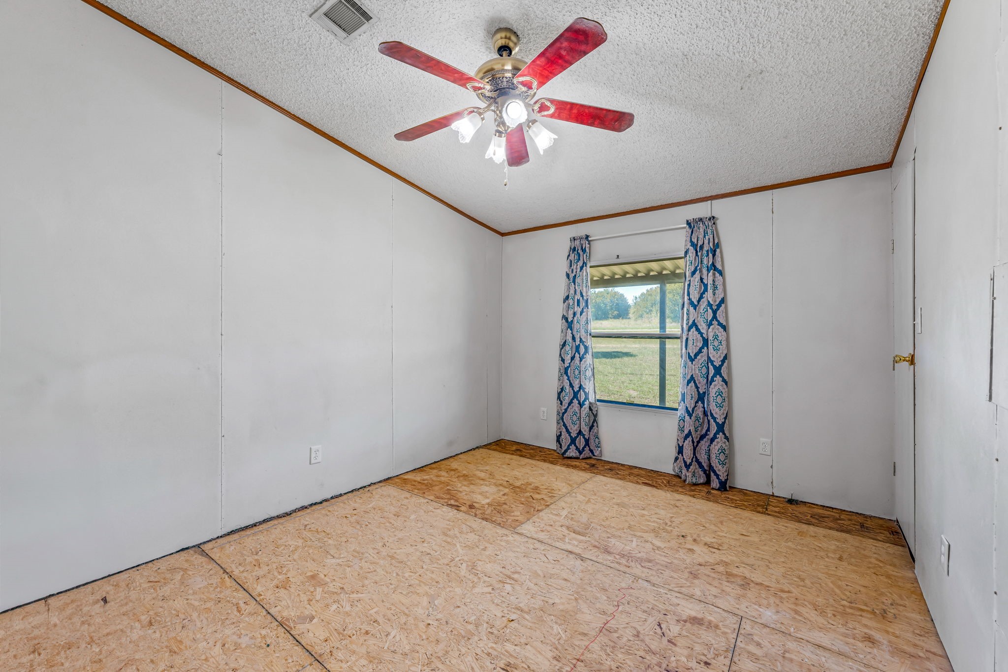 6931 Tin Top Highway