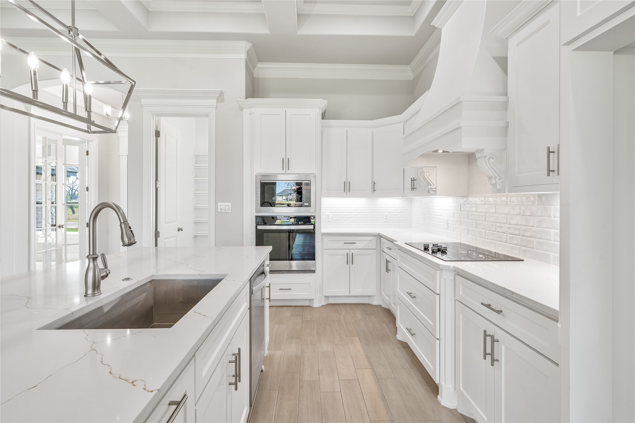 2128 Middlewood Circle