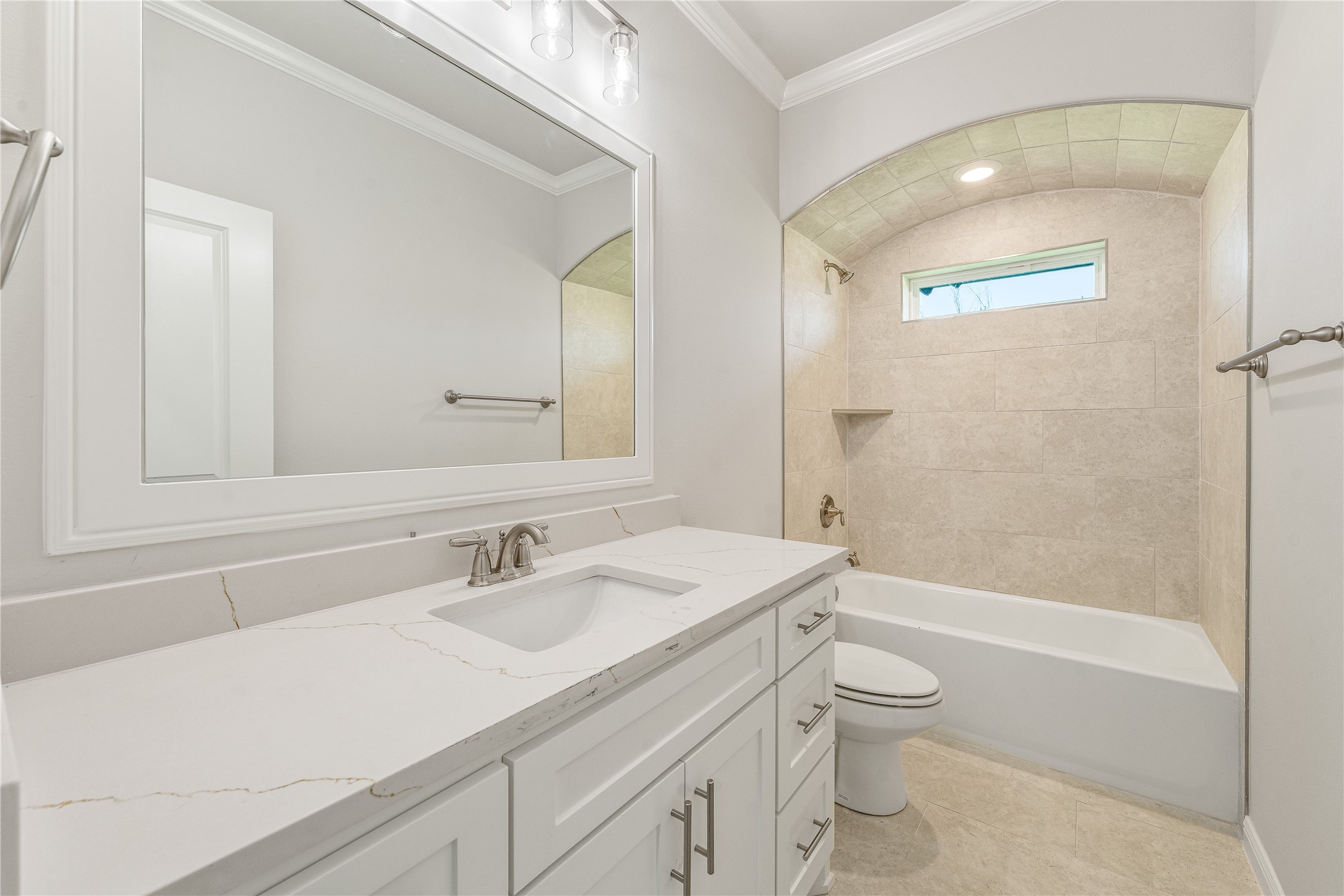 2128 Middlewood Circle