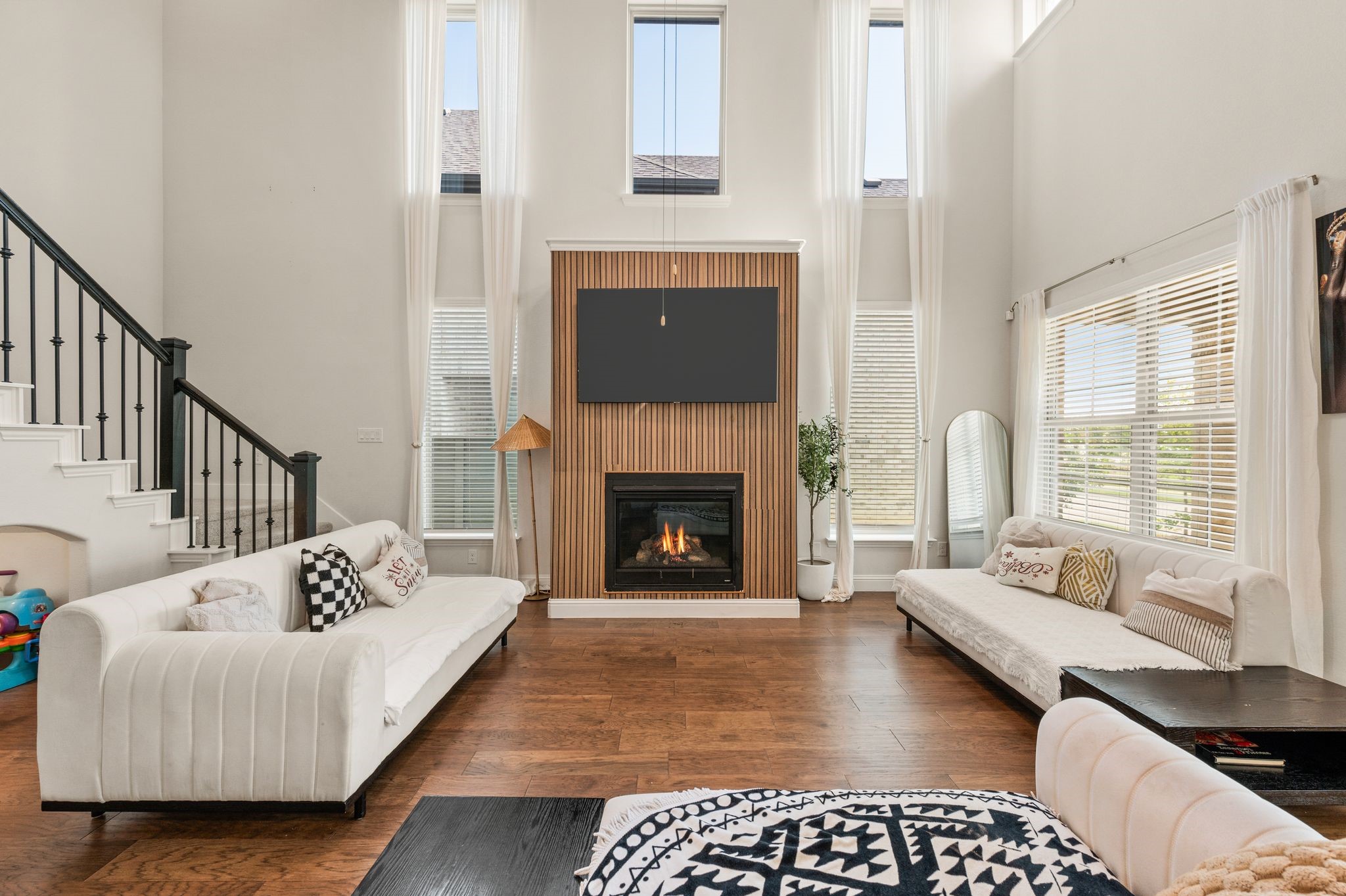 7416 Sequoia Ridge Road