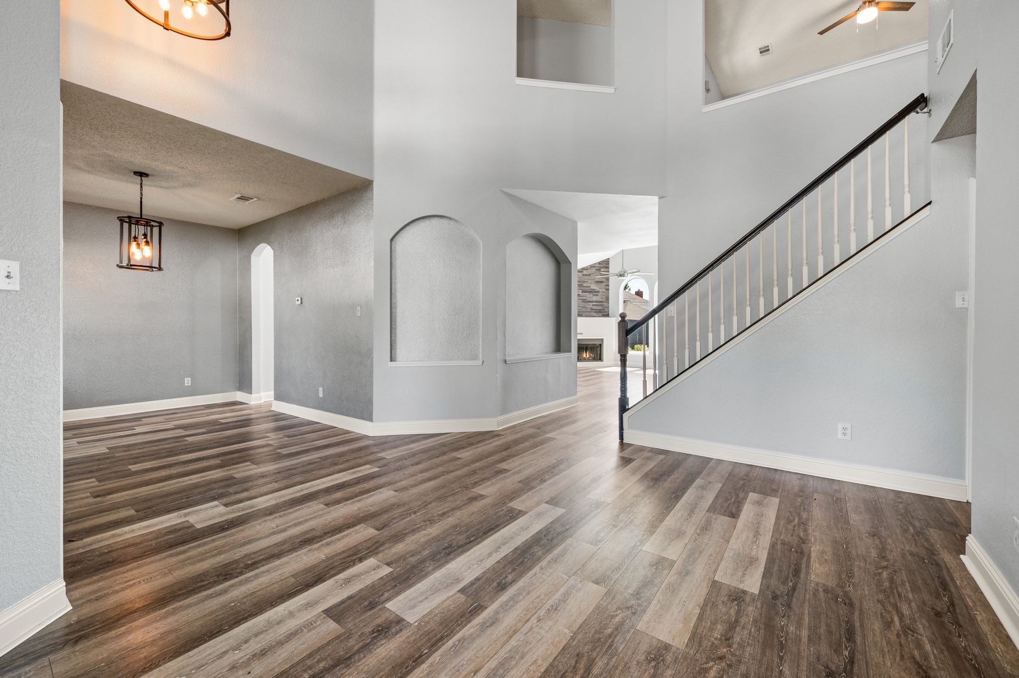 9122 Woodlake Drive