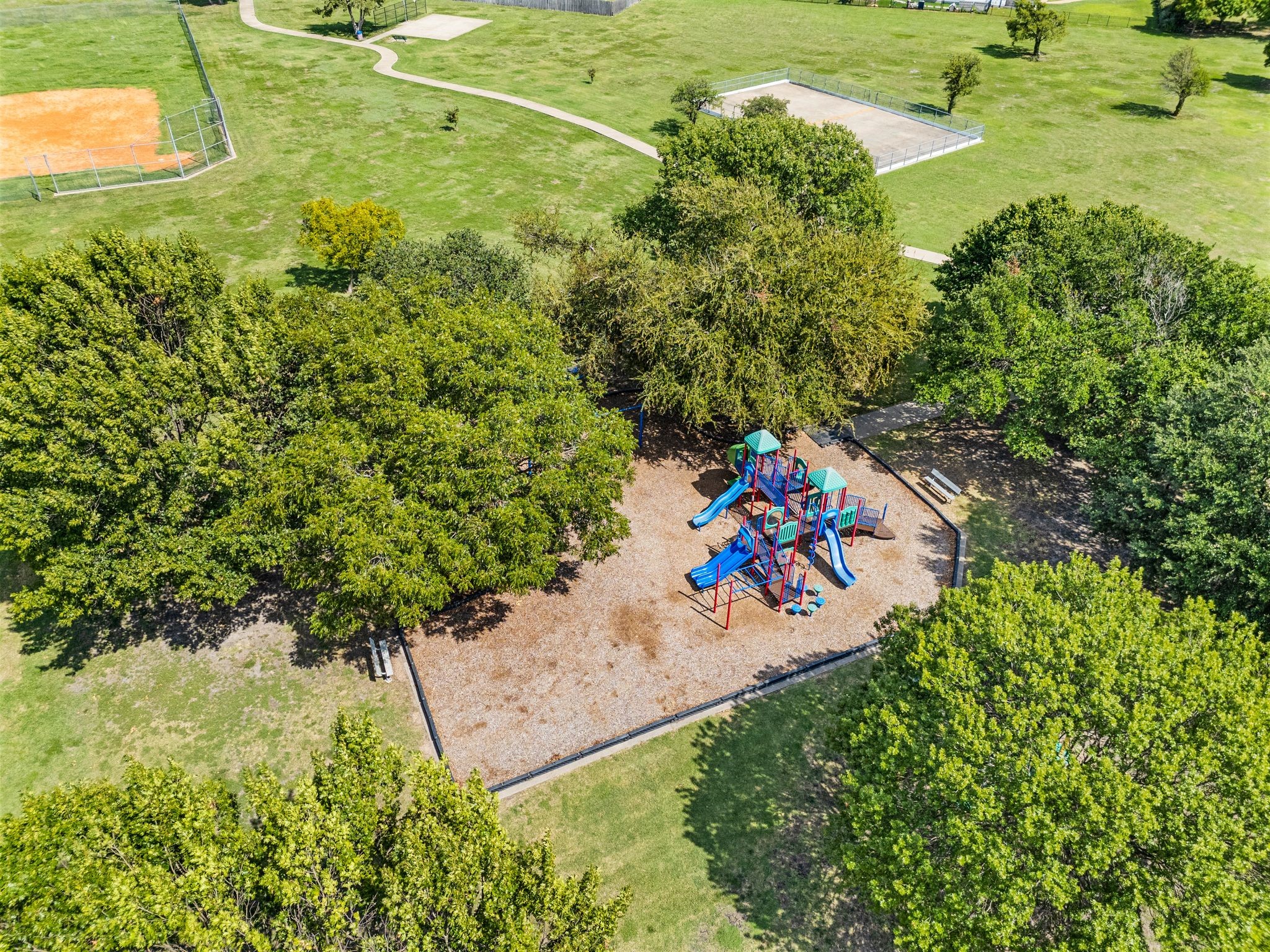 9122 Woodlake Drive