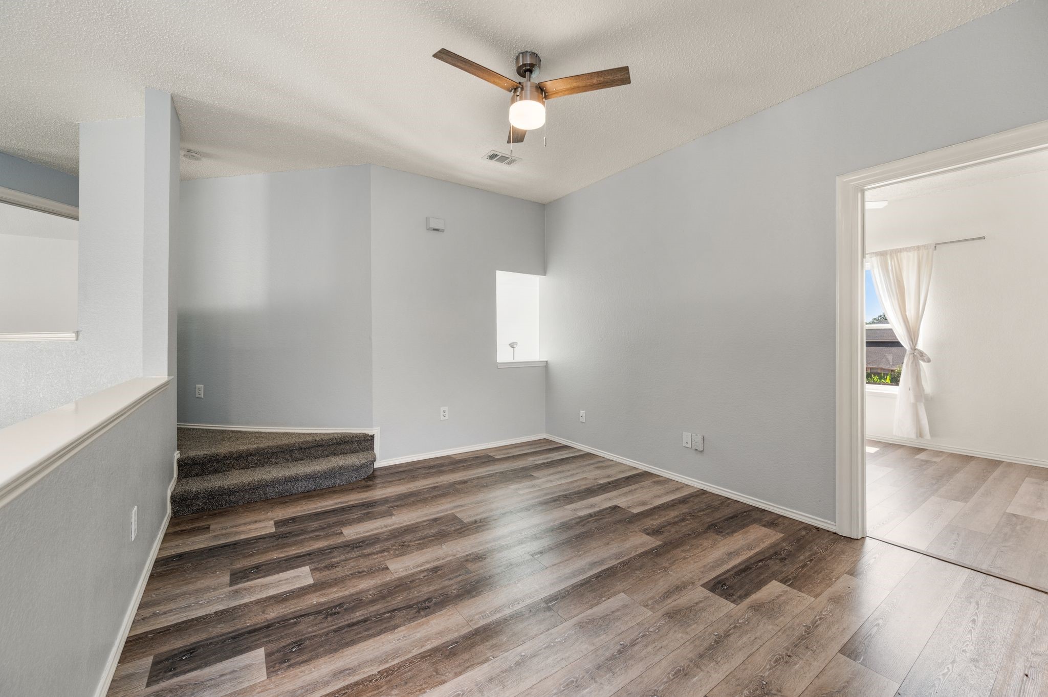 9122 Woodlake Drive