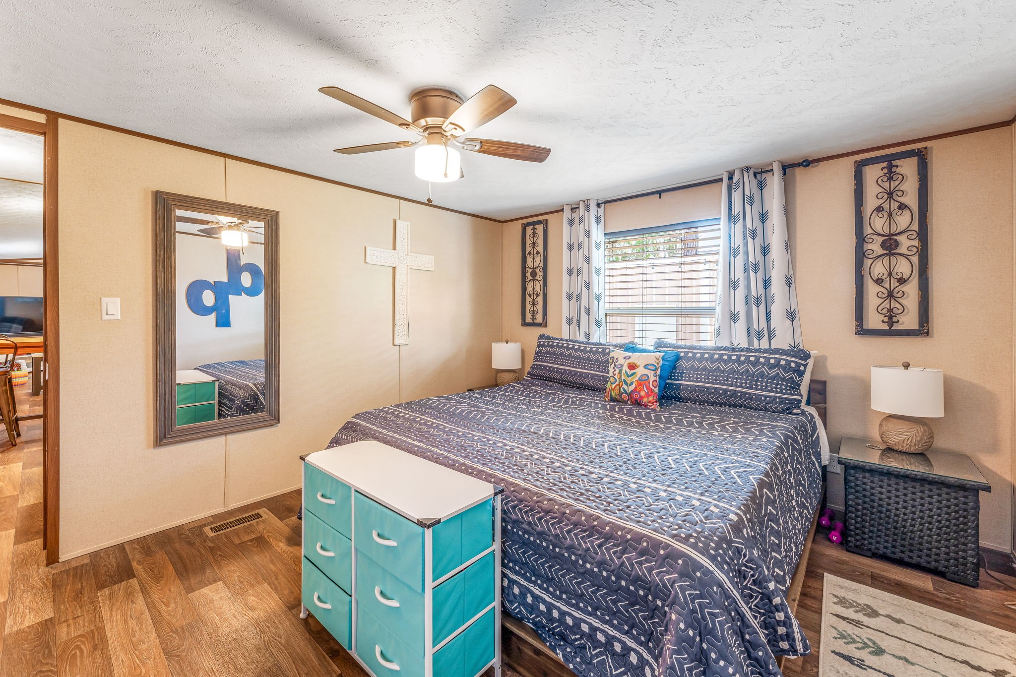 4313 Cottonwood Court