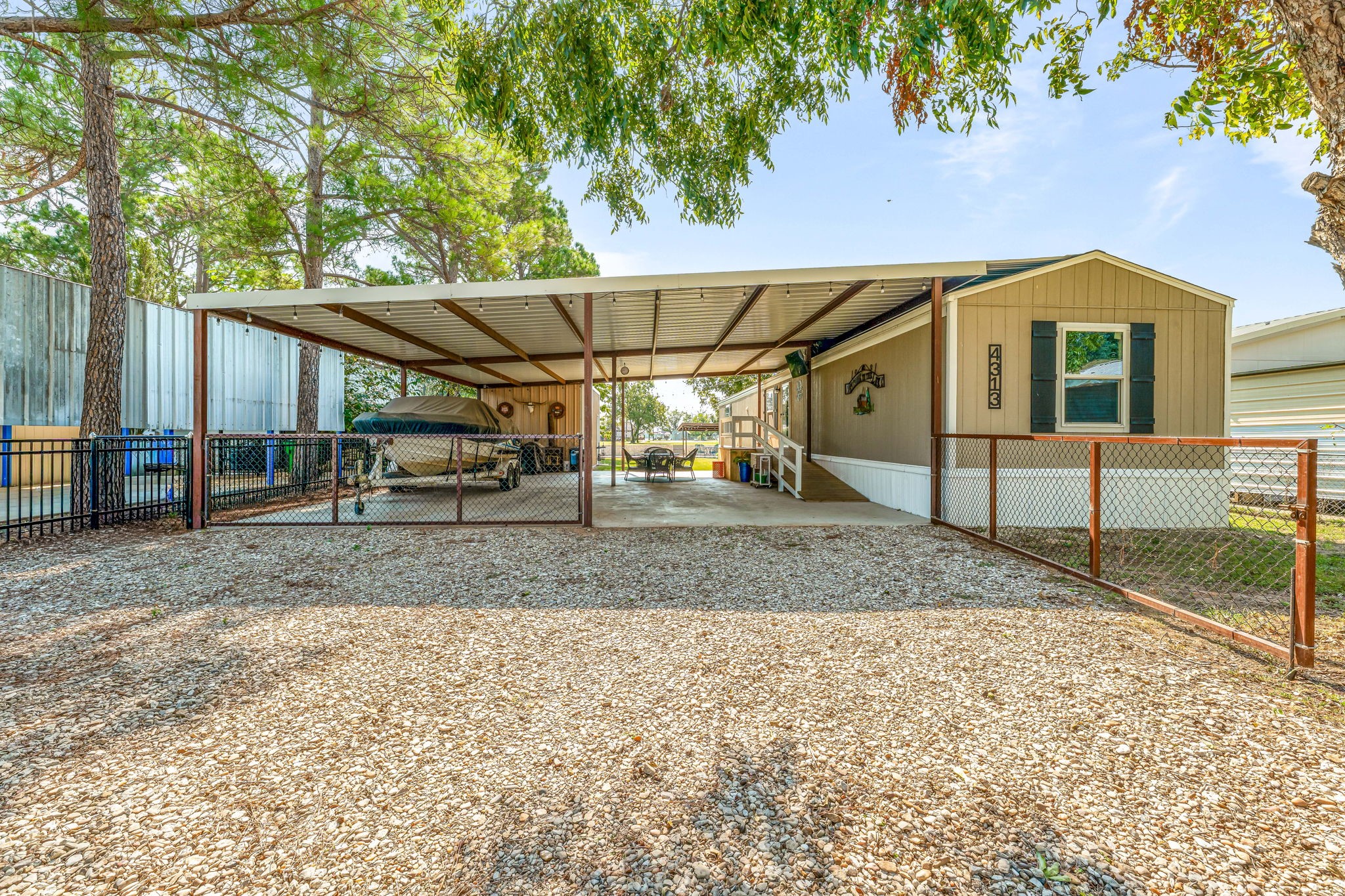 4313 Cottonwood Court