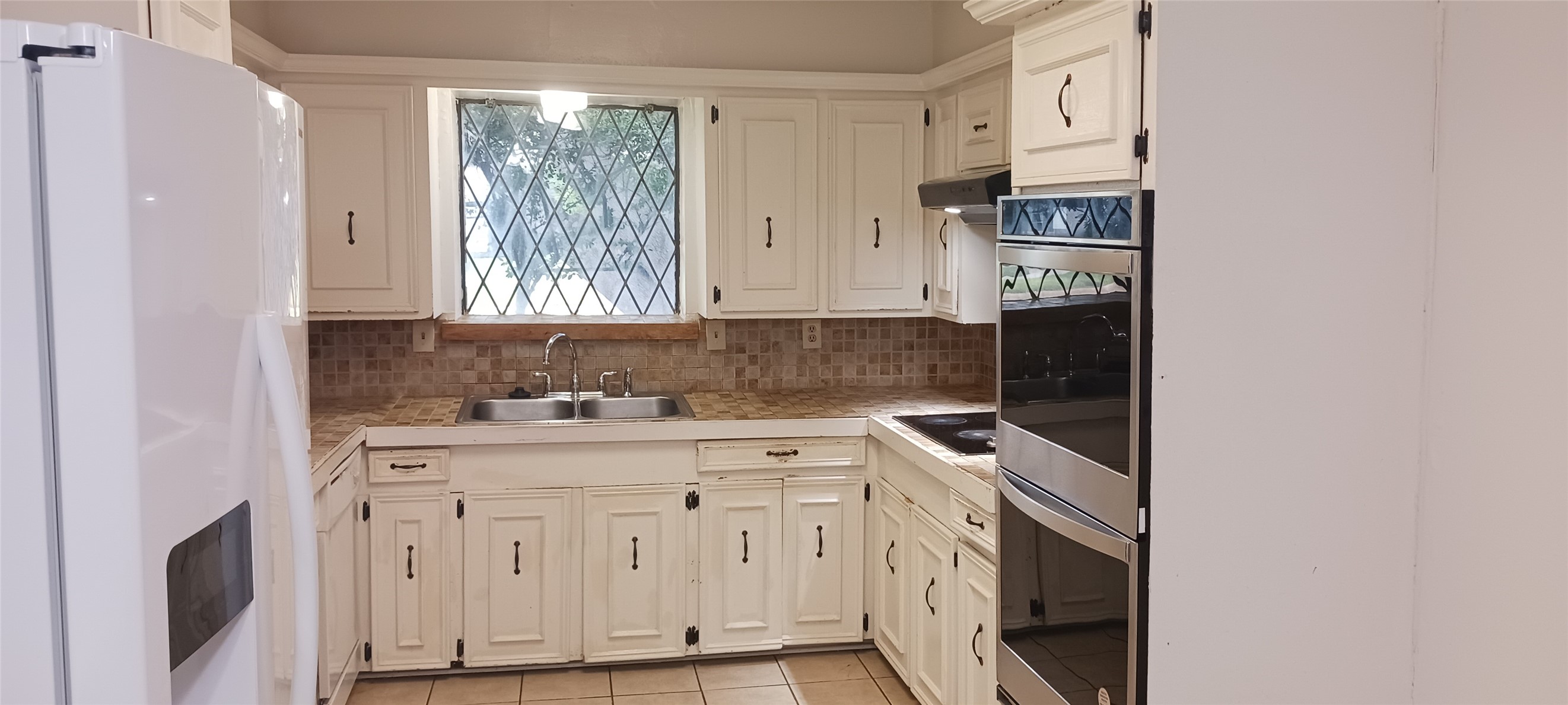 2206 Blue Cypress Drive