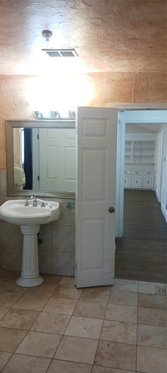 2206 Blue Cypress Drive