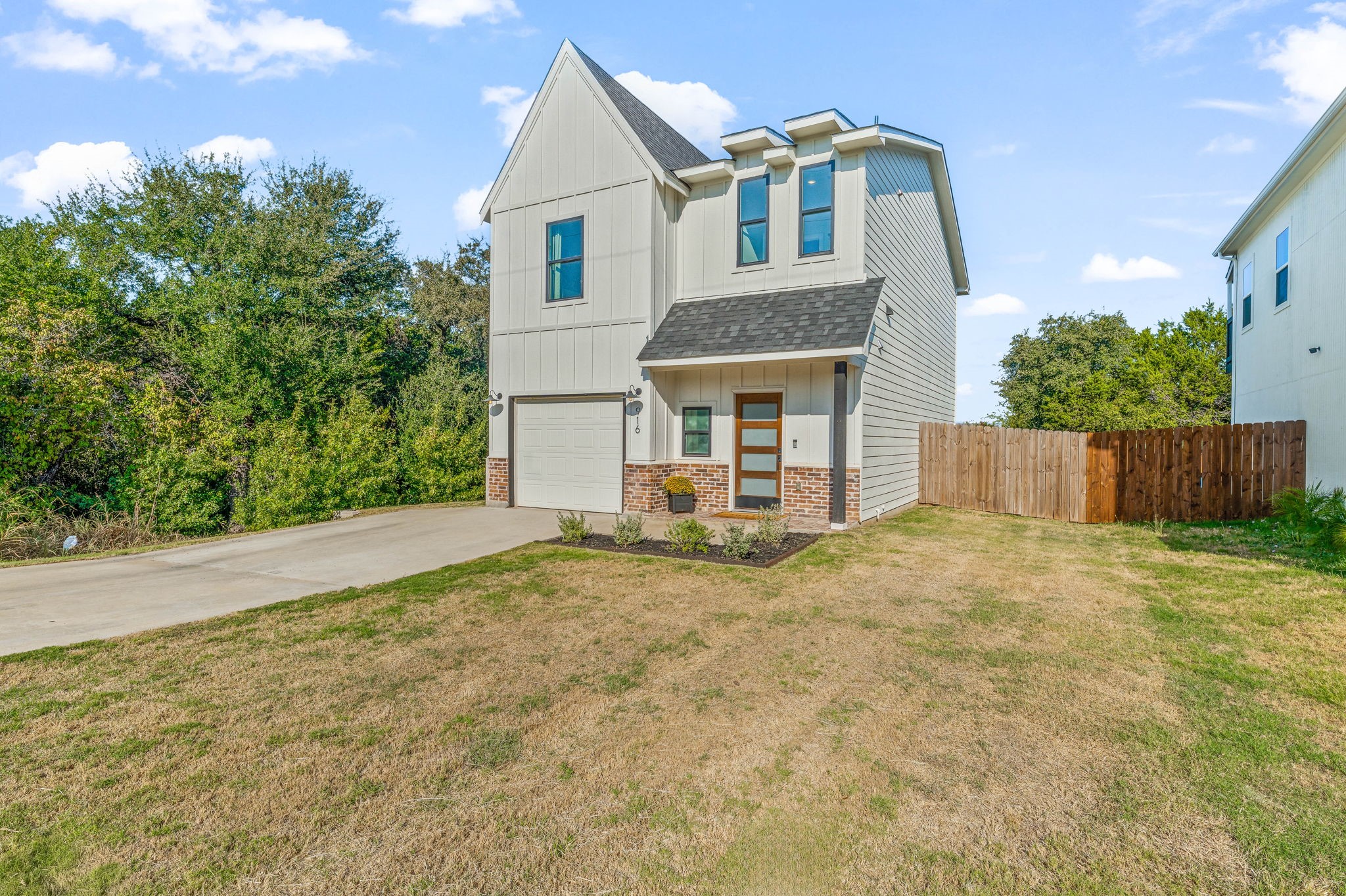 916 Devils River Drive