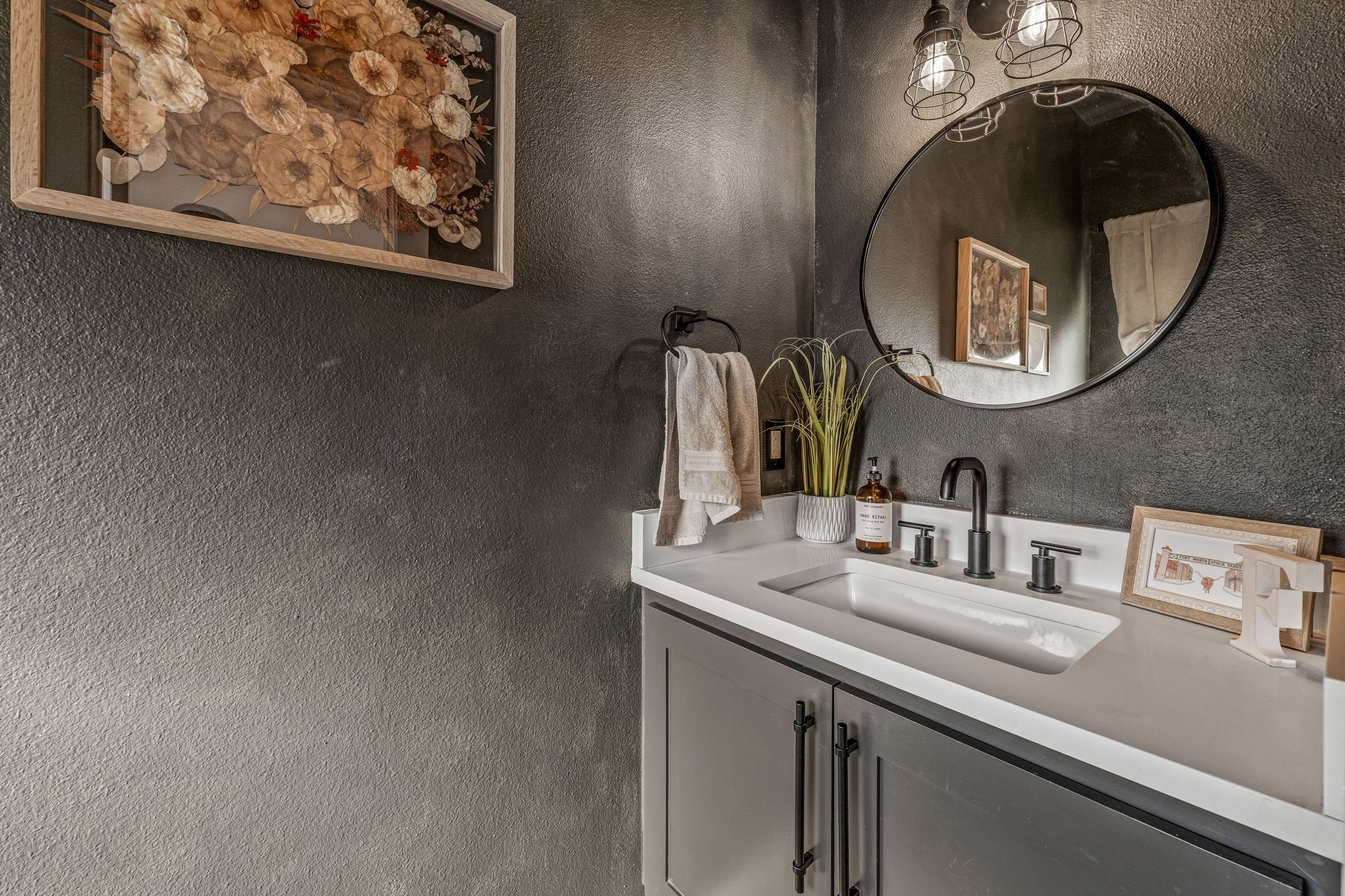 916 Devils River Drive