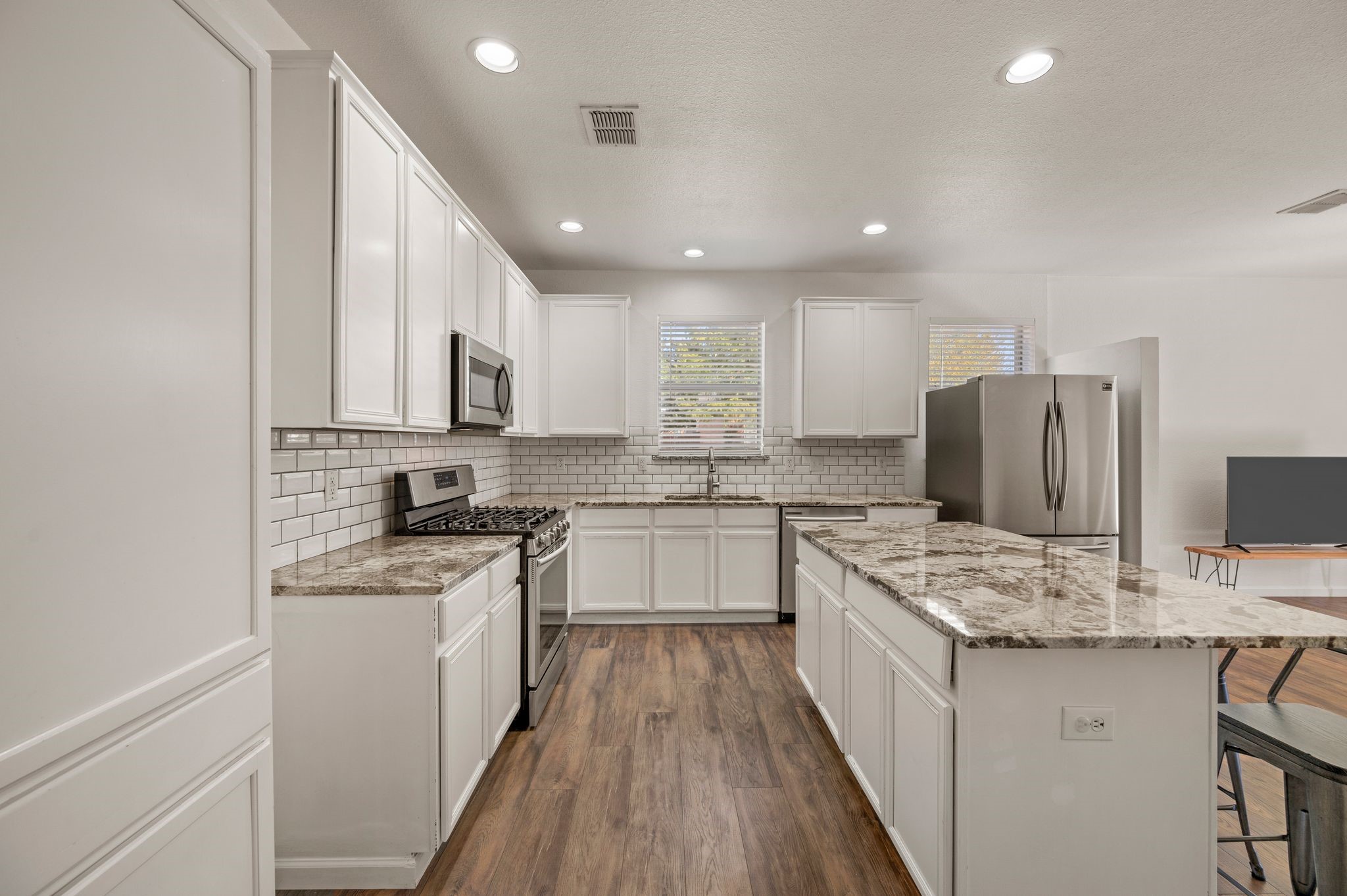 1513 Walnut Ridge Drive