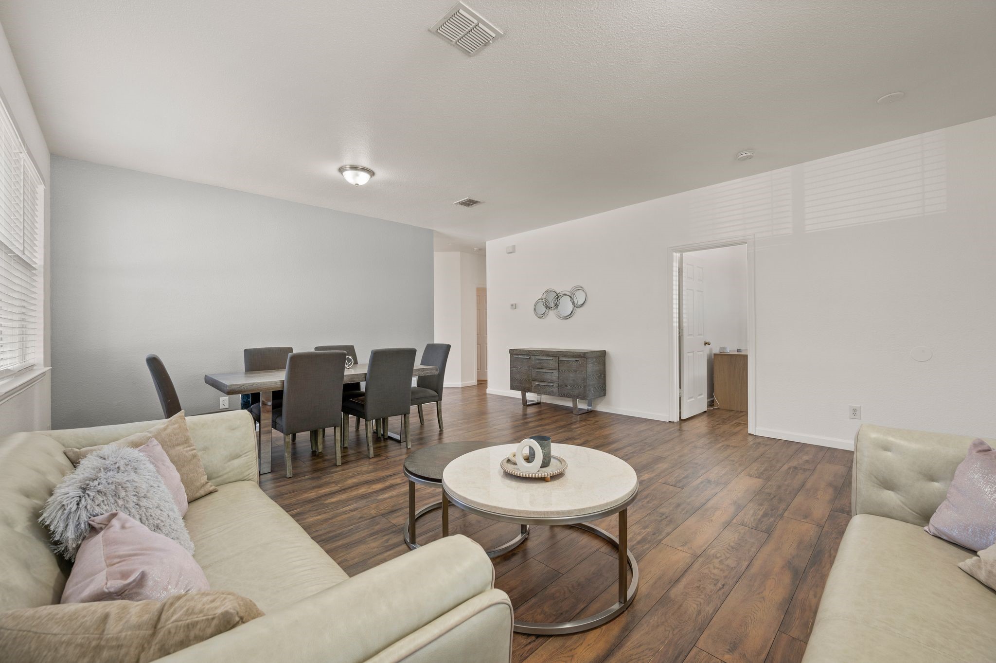 1513 Walnut Ridge Drive