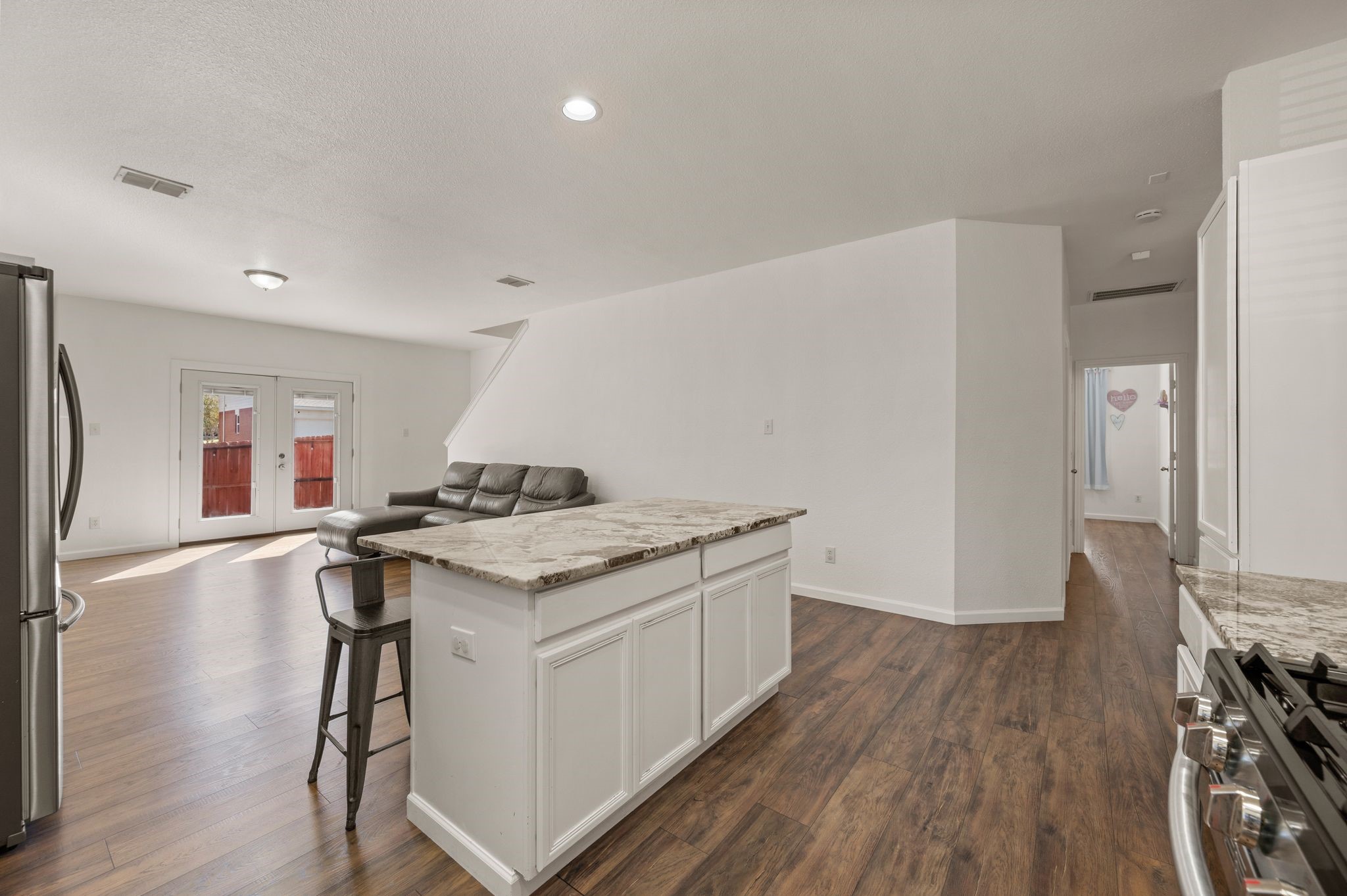 1513 Walnut Ridge Drive