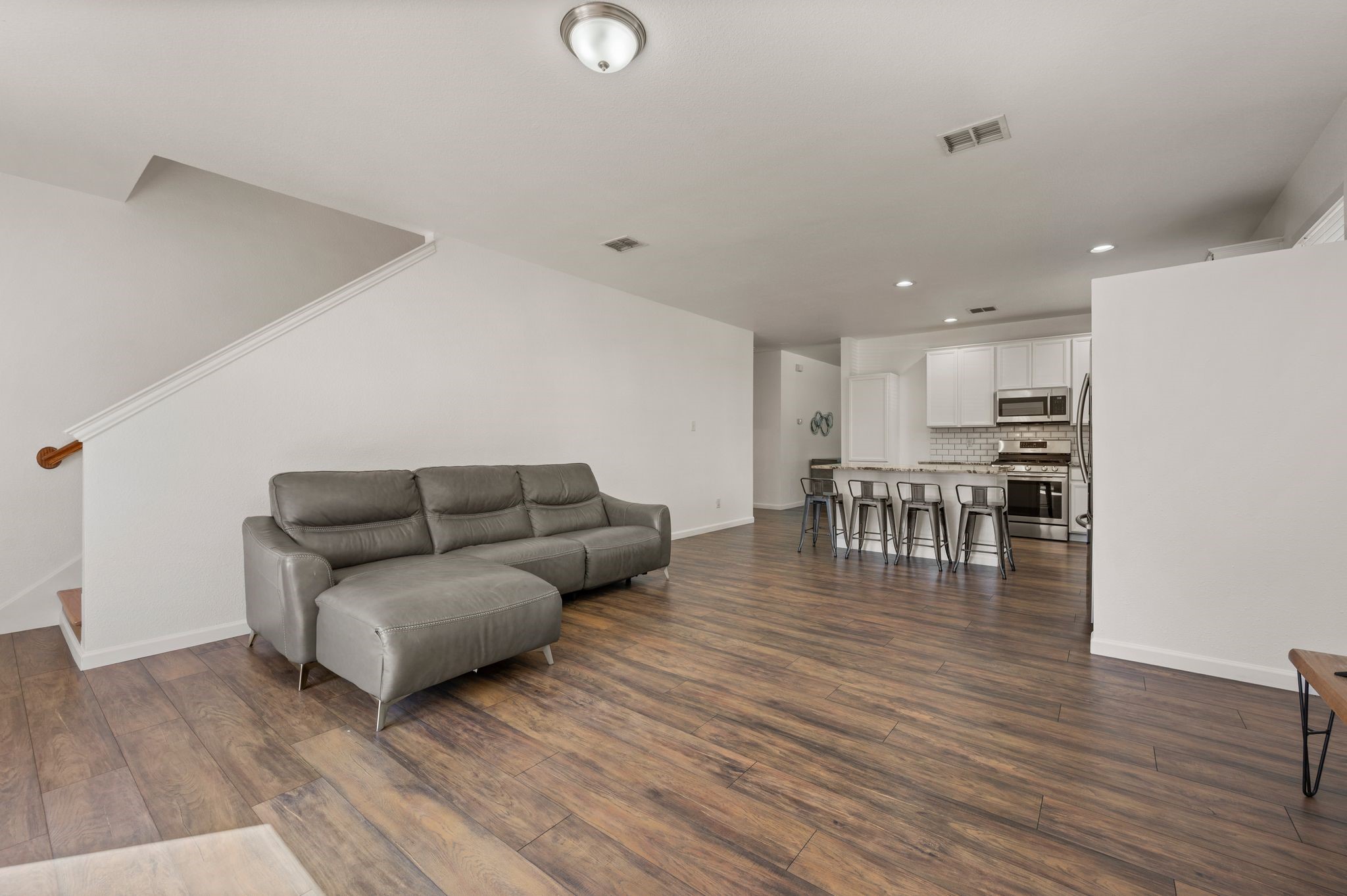 1513 Walnut Ridge Drive