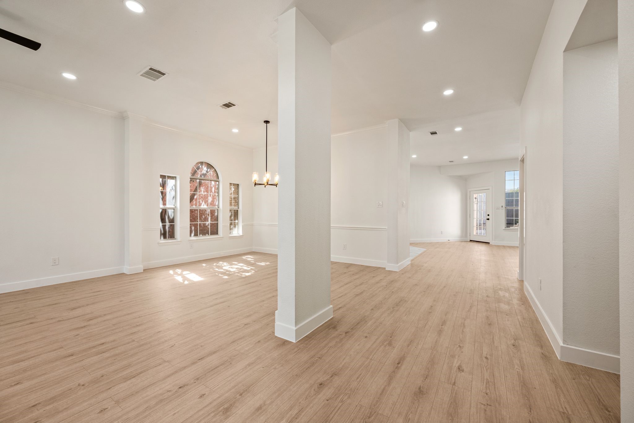 6517 Copperfield Lane