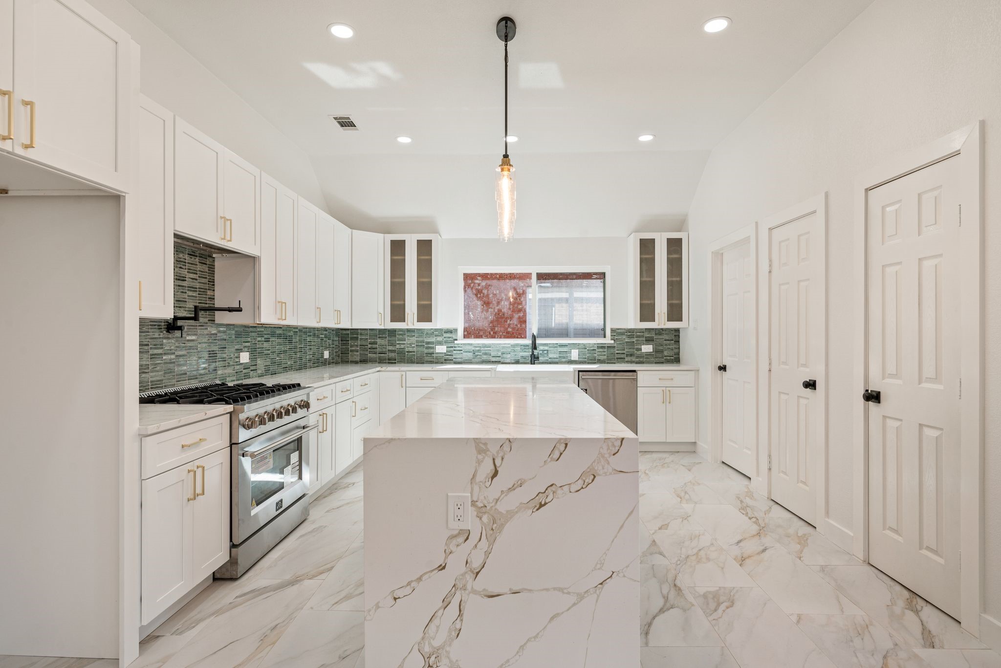 6517 Copperfield Lane