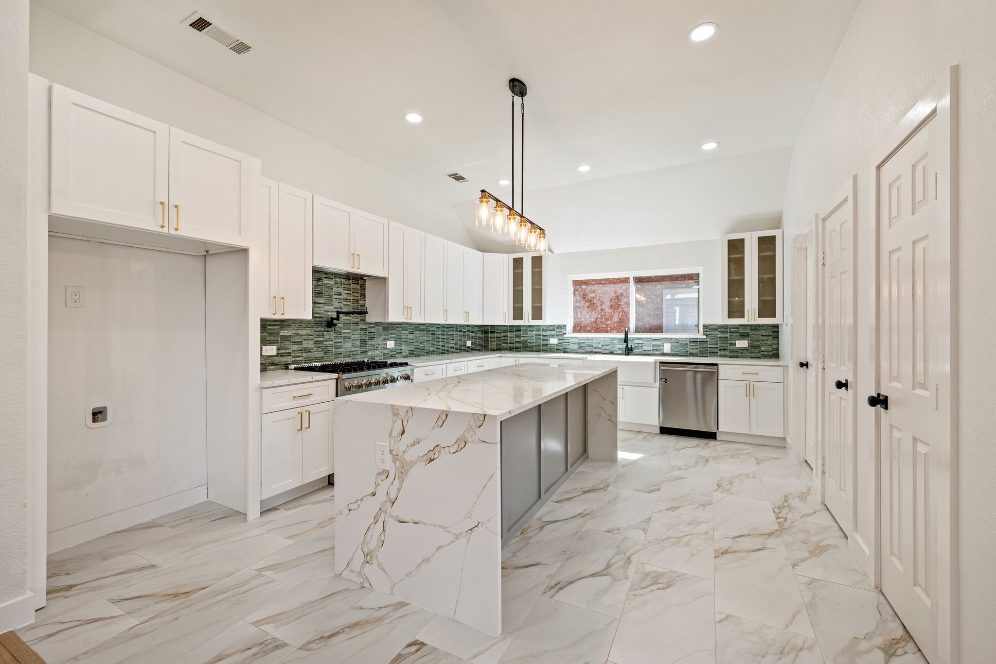 6517 Copperfield Lane