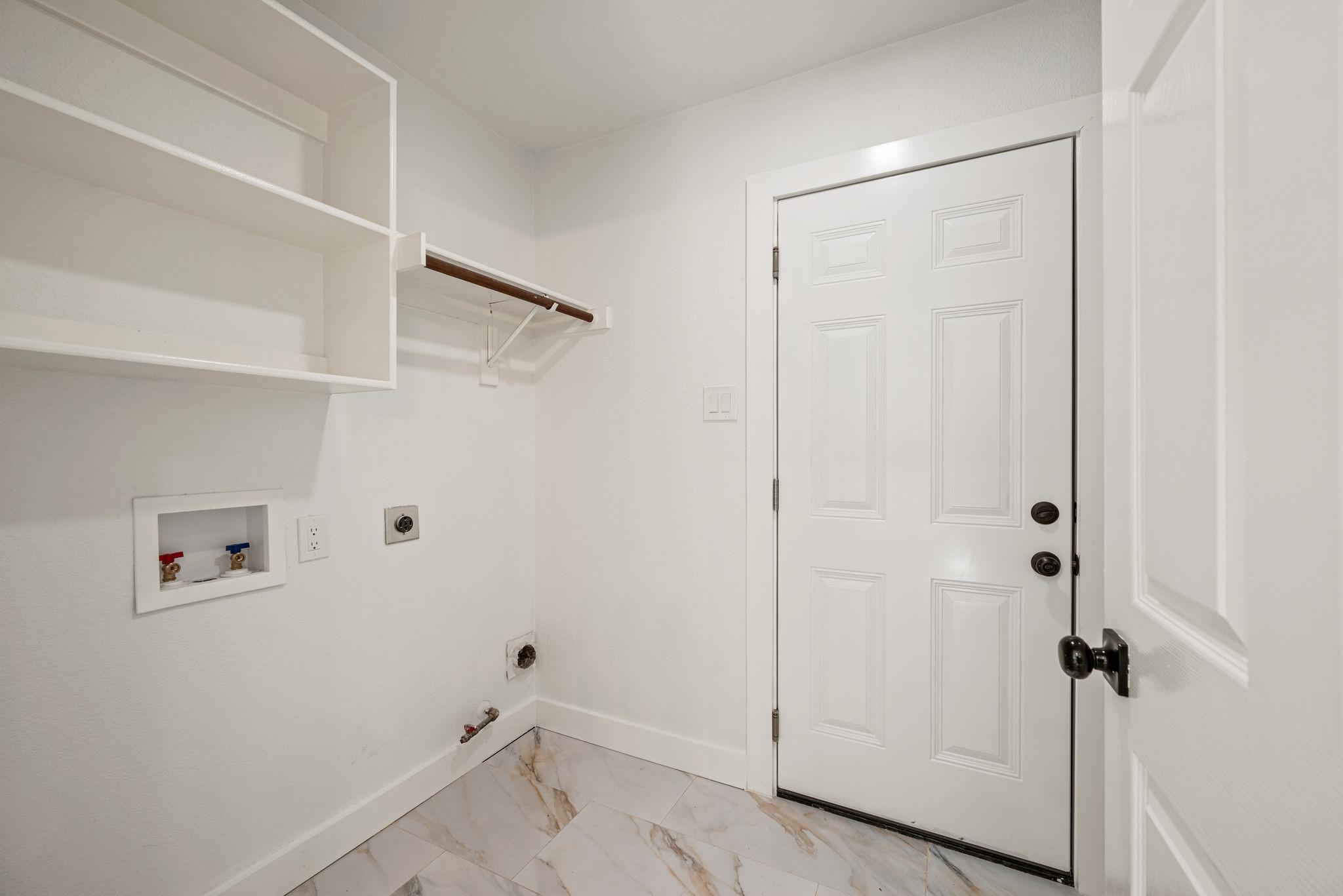 6517 Copperfield Lane