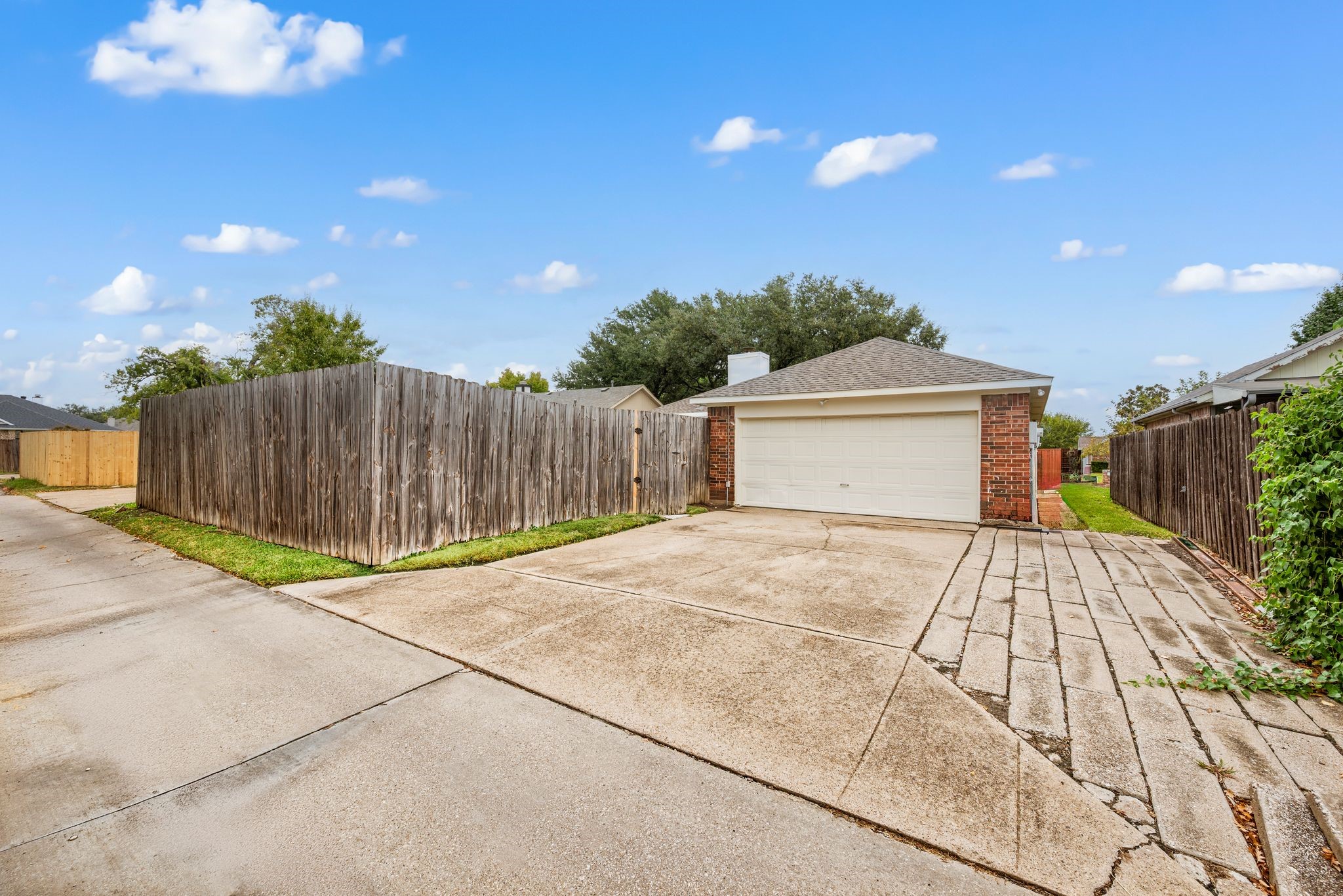 6605 Bluebonnet Drive