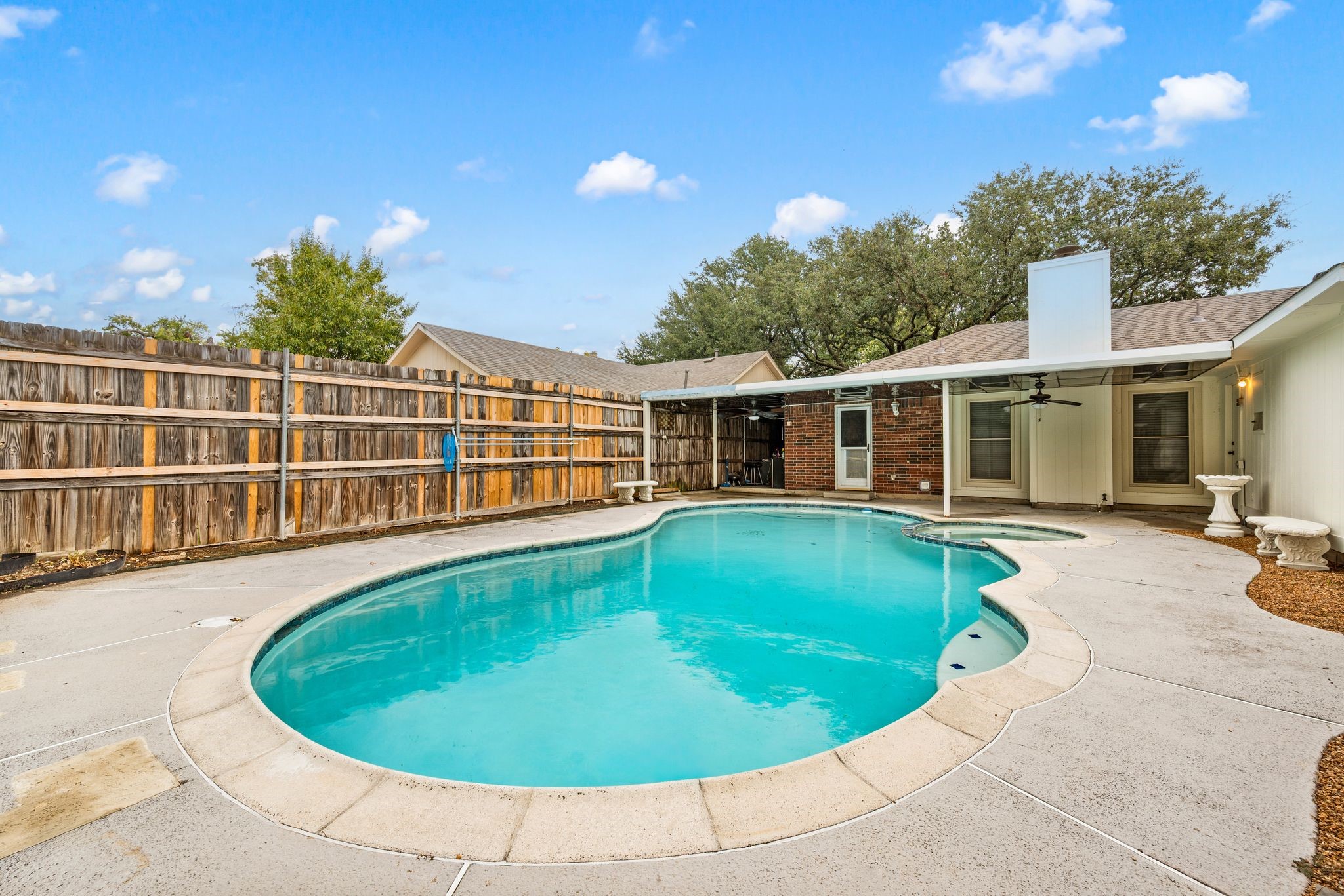 6605 Bluebonnet Drive