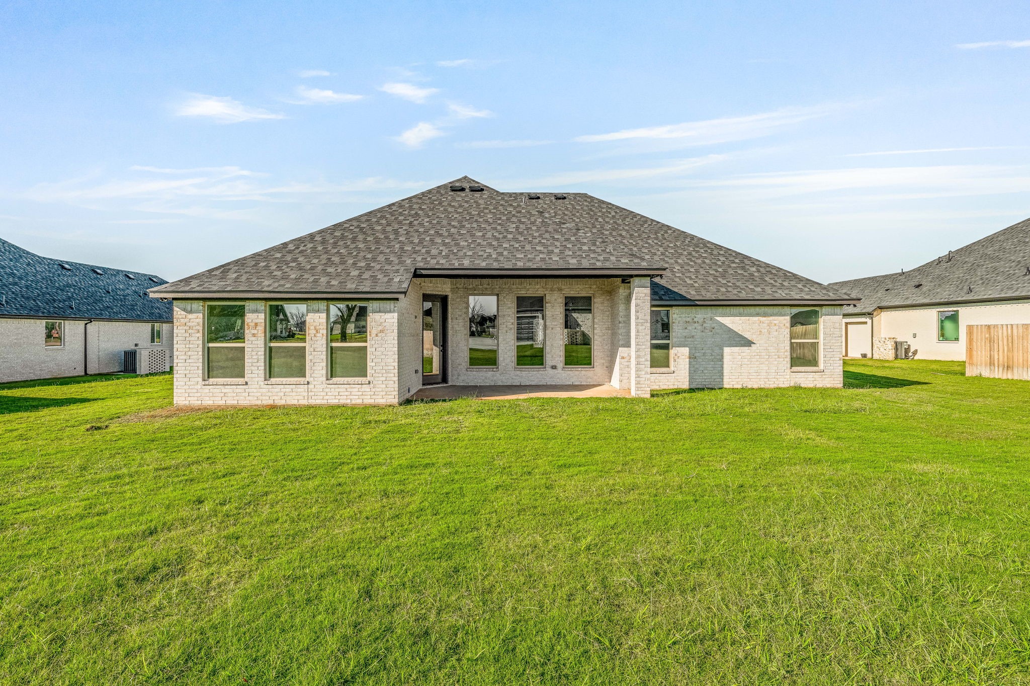 2160 Middlewood Circle