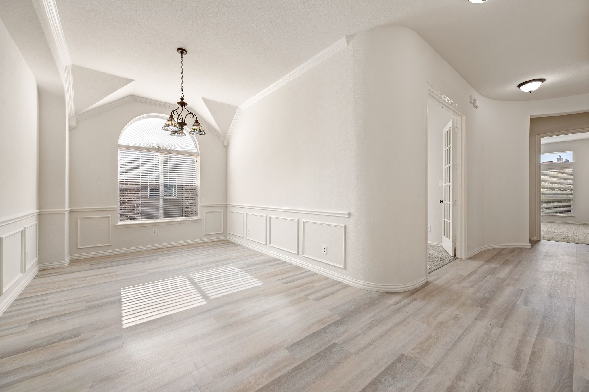 2405 Hammock Lake Drive