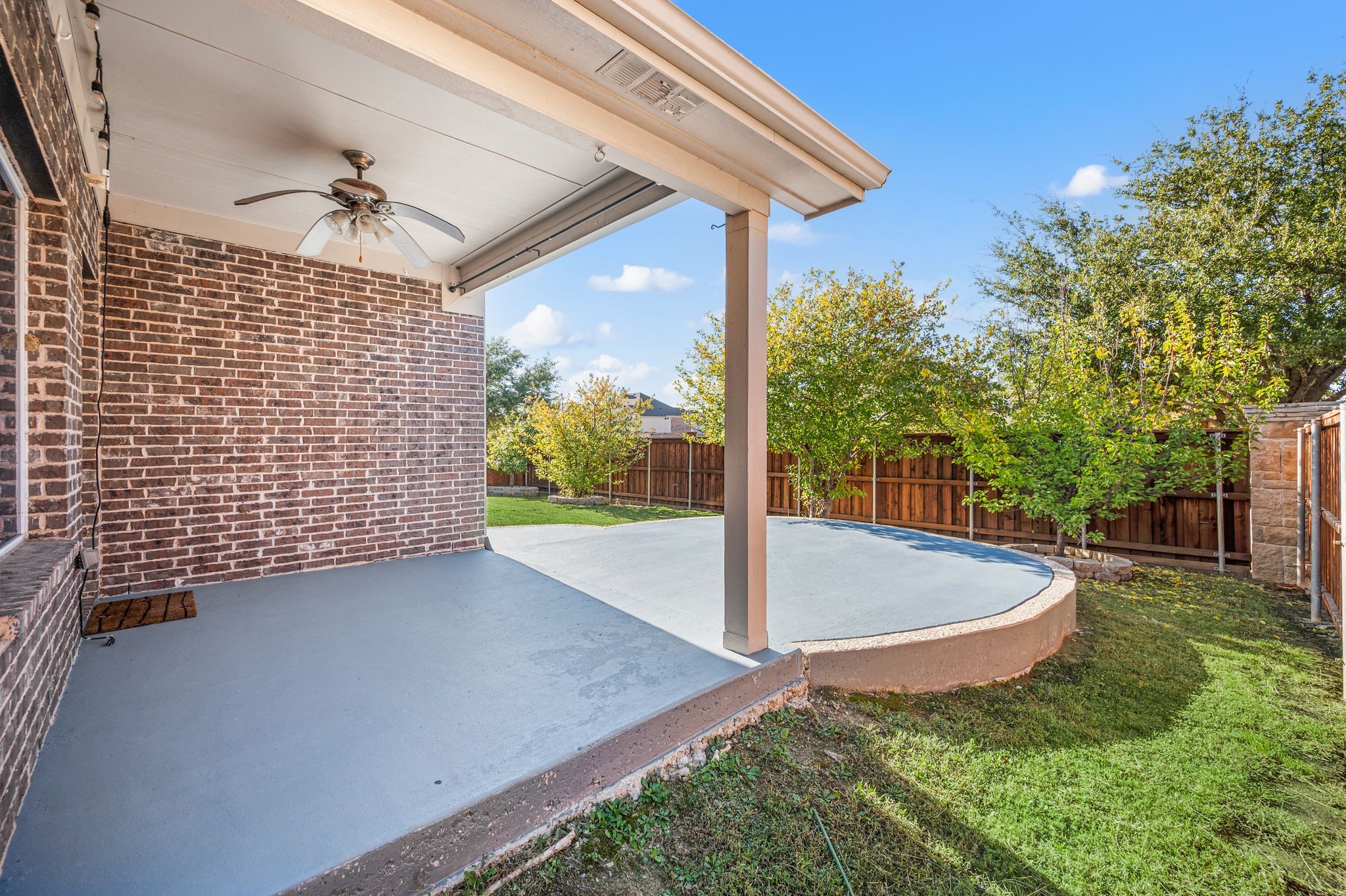 2405 Hammock Lake Drive