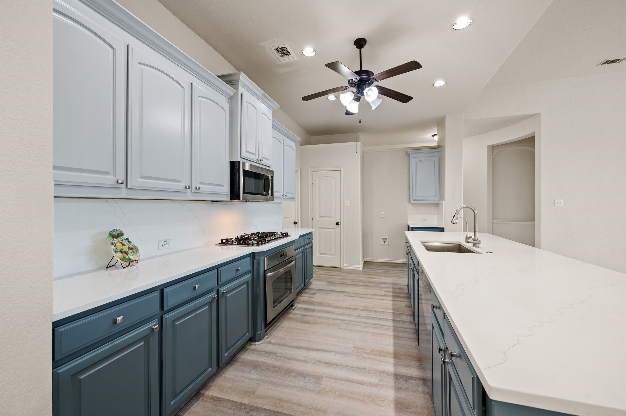 2405 Hammock Lake Drive