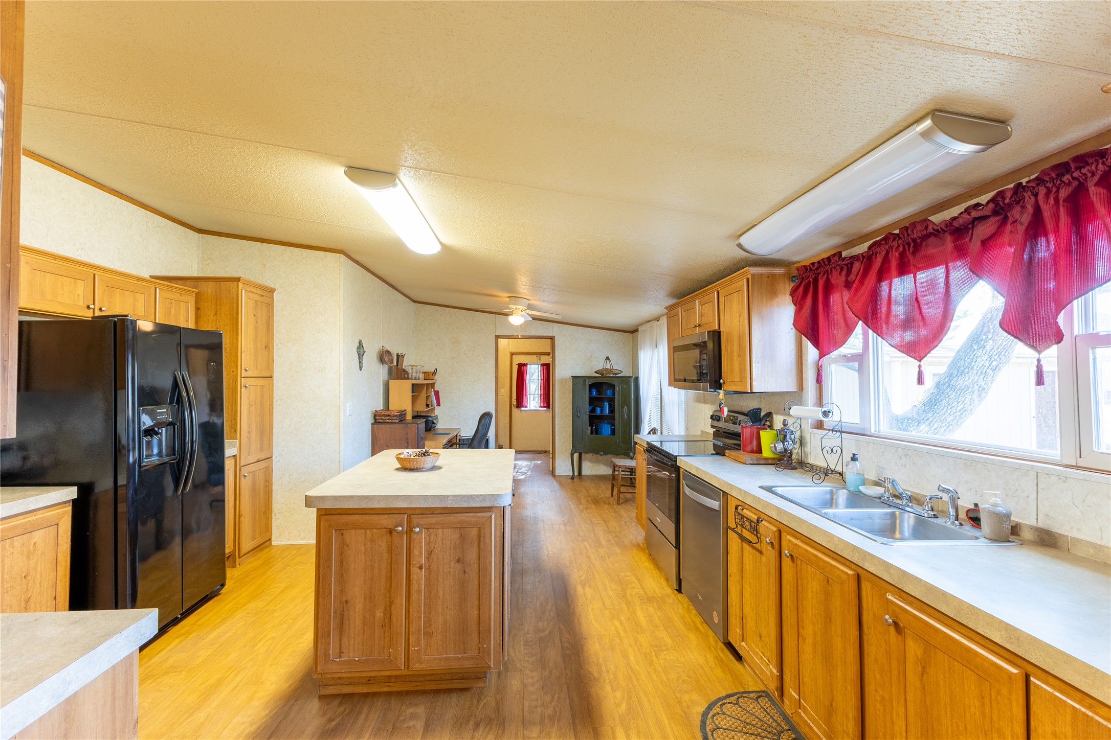 3033 Steepleridge Circle