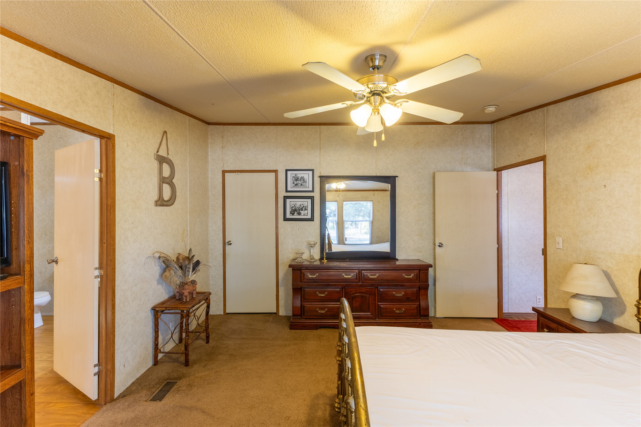 3033 Steepleridge Circle