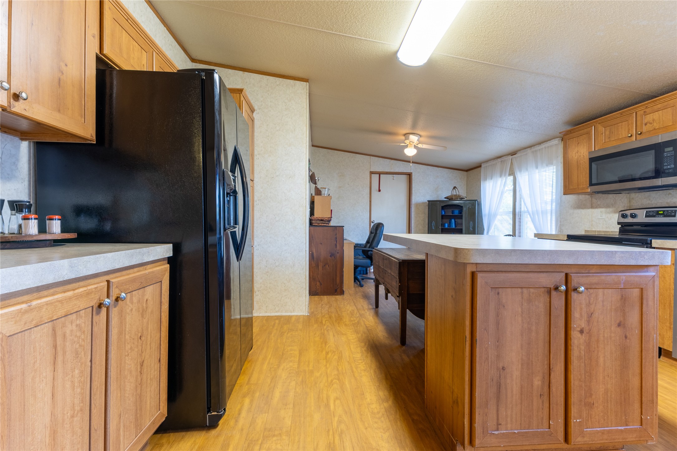 3033 Steepleridge Circle