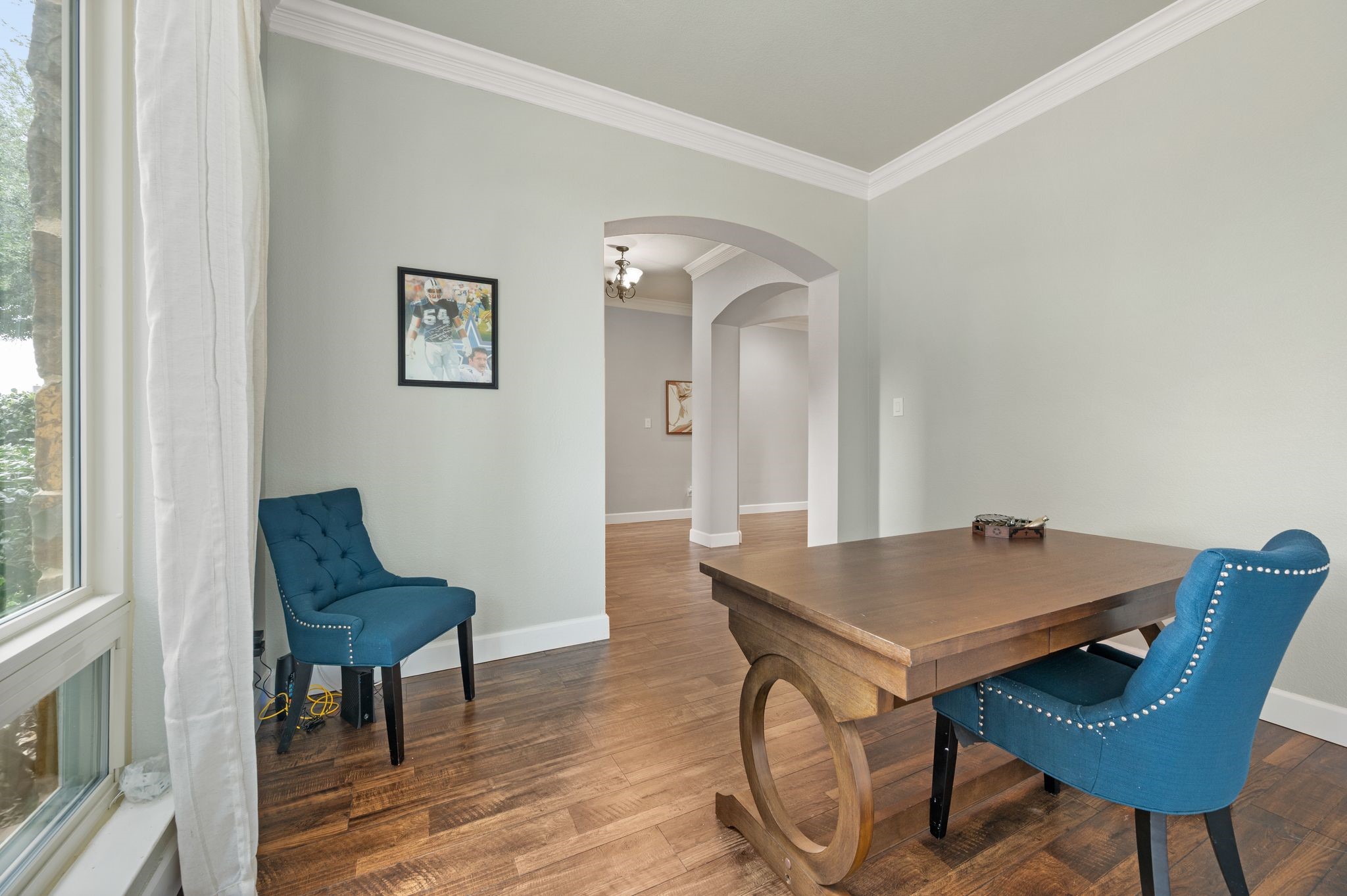 1808 Lakes Edge Boulevard