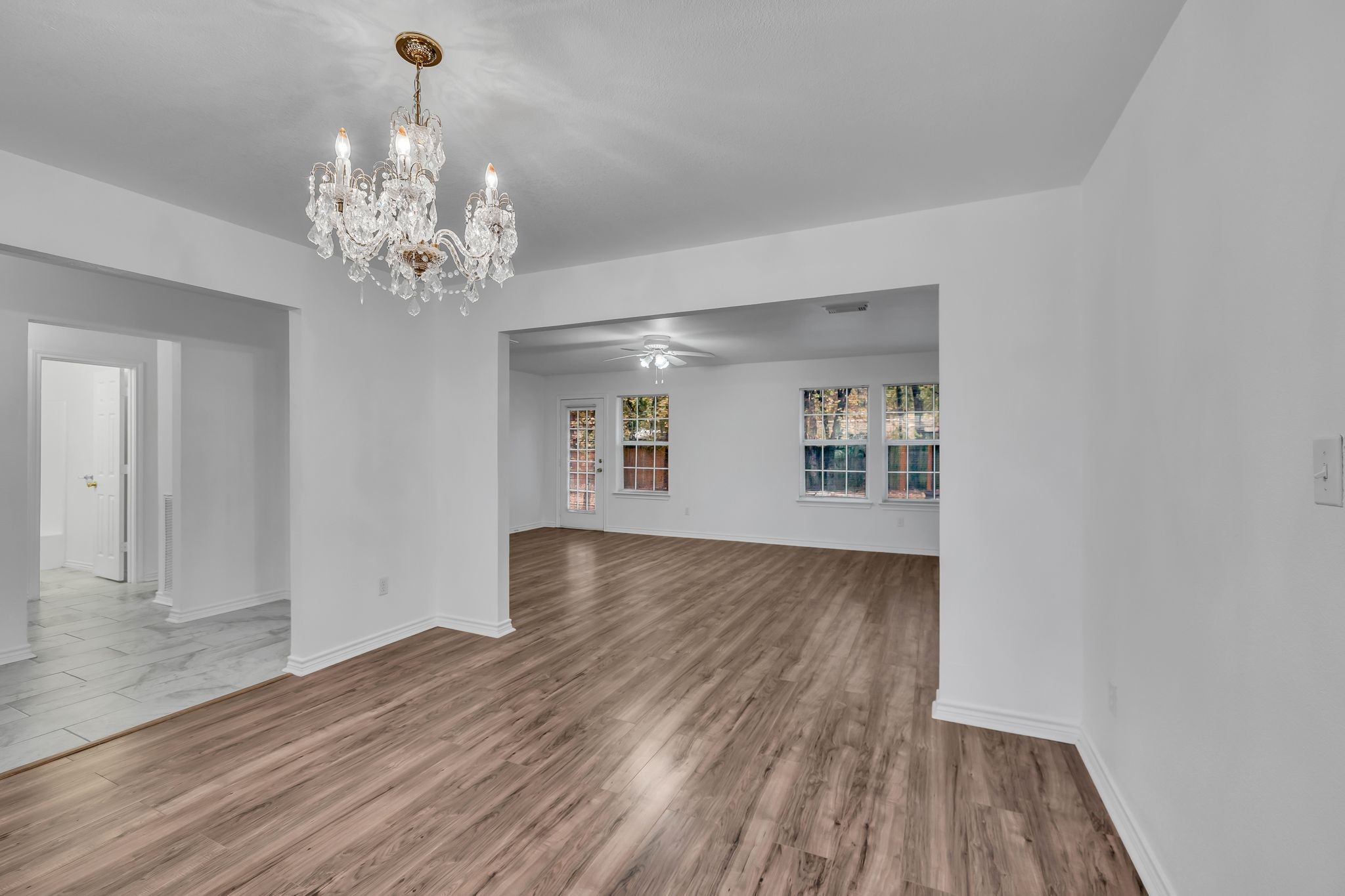 4818 Blue Water Circle