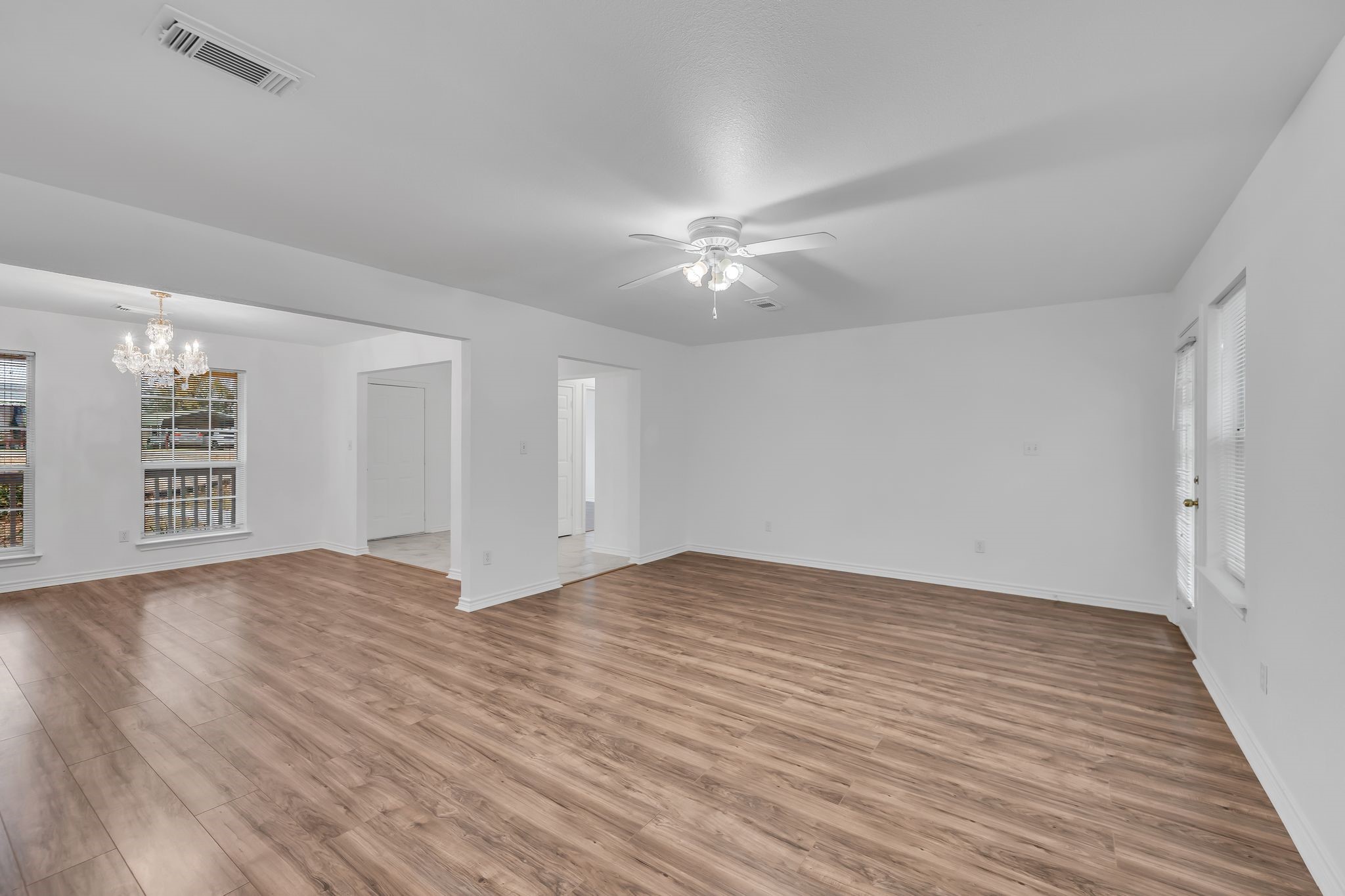 4818 Blue Water Circle