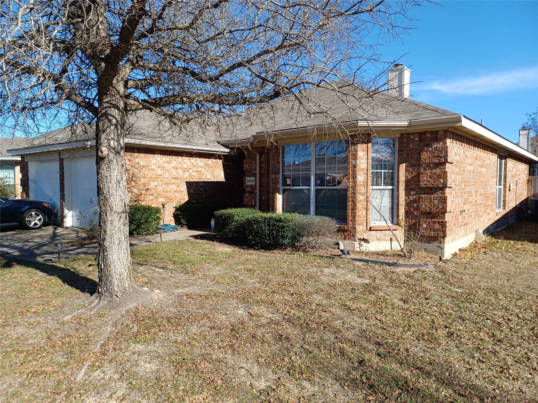 2808 Goldfinch Drive