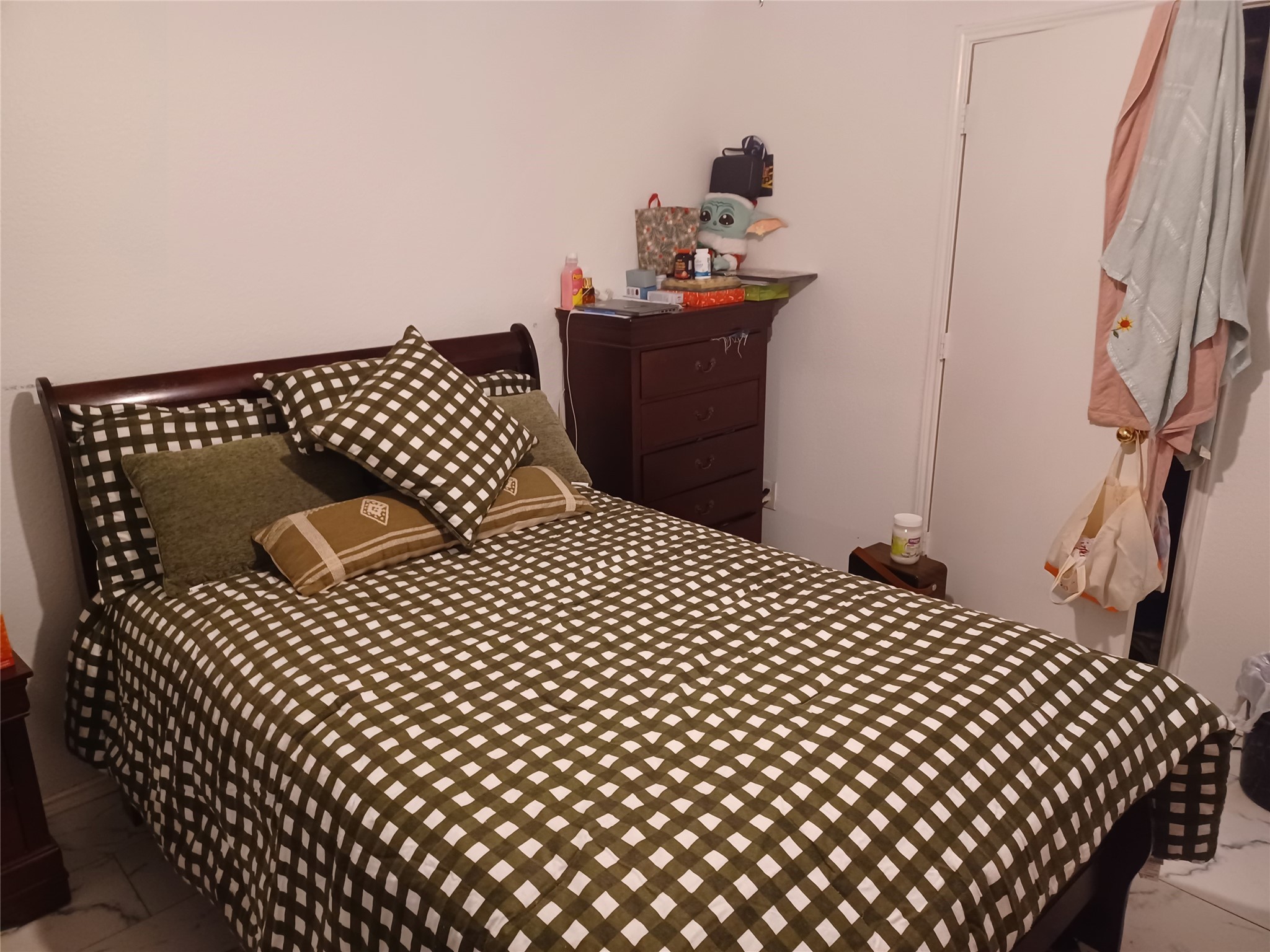 2808 Goldfinch Drive