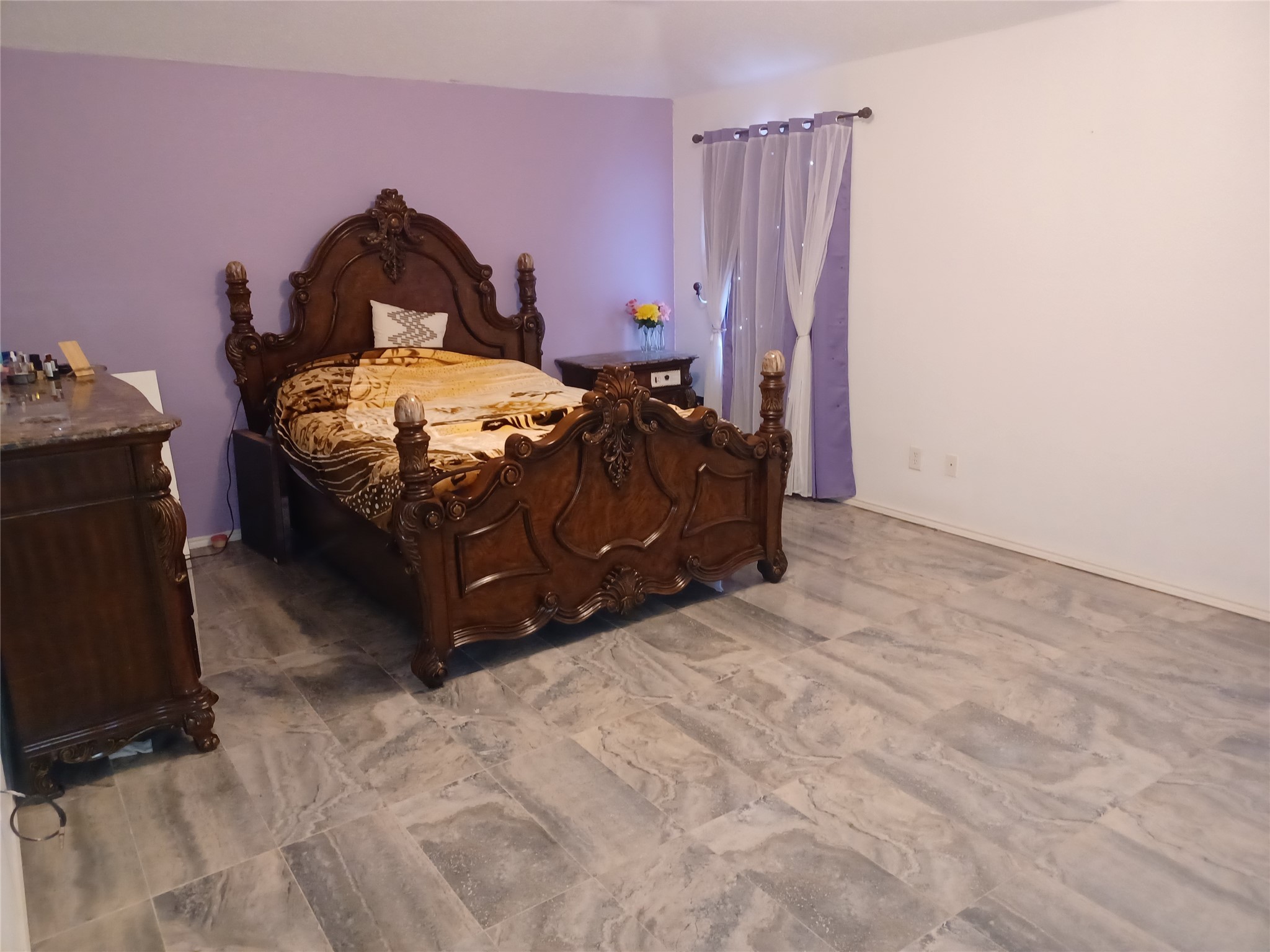 2808 Goldfinch Drive