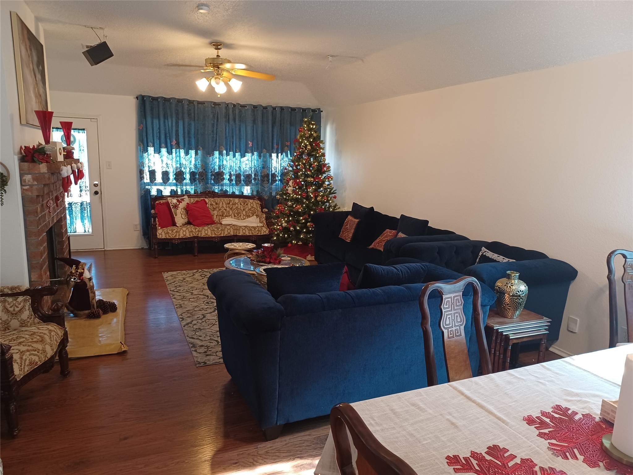 2808 Goldfinch Drive