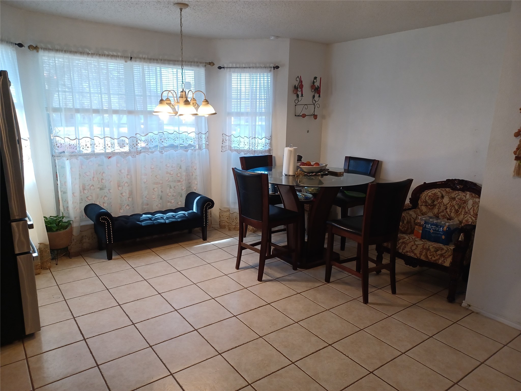 2808 Goldfinch Drive