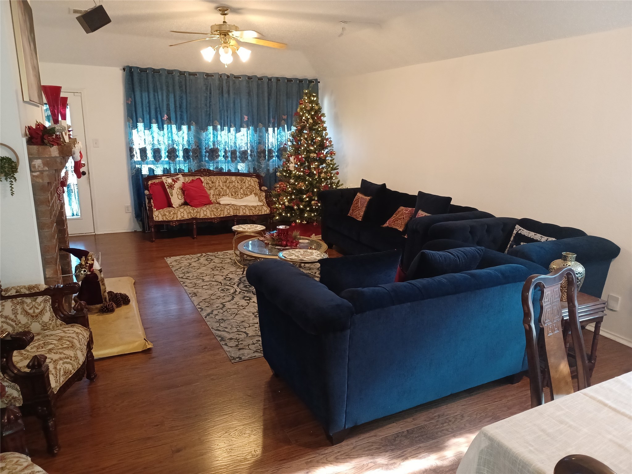 2808 Goldfinch Drive