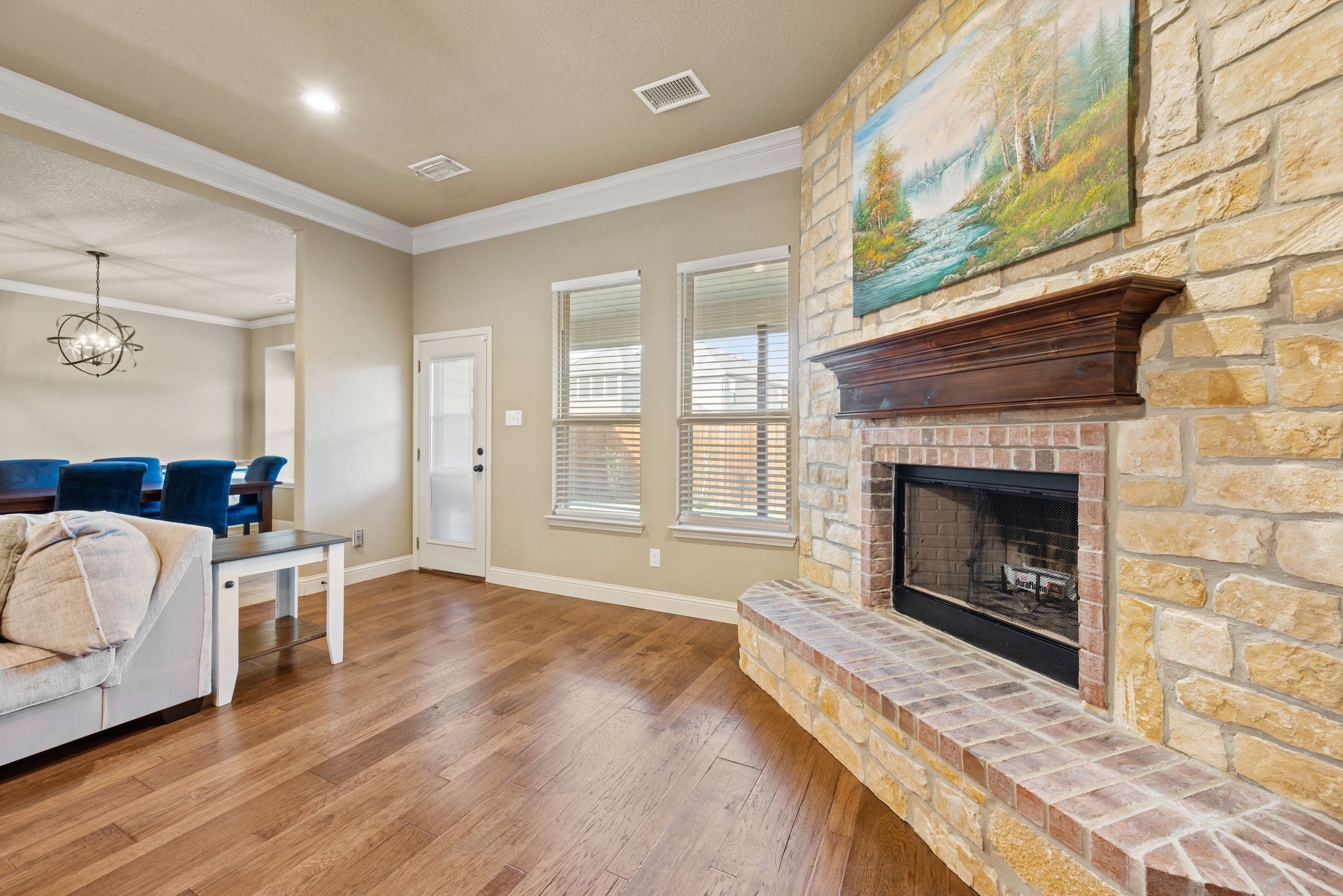 1684 Laramie Lane