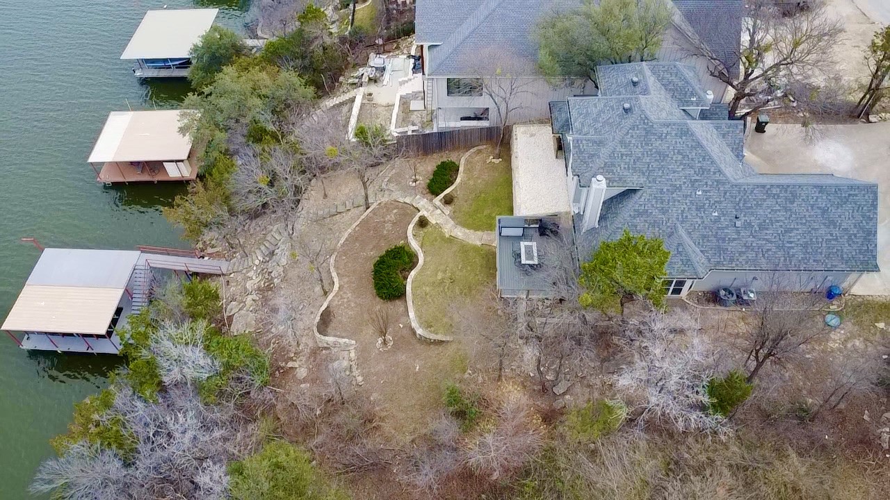 2702 River Ridge Court