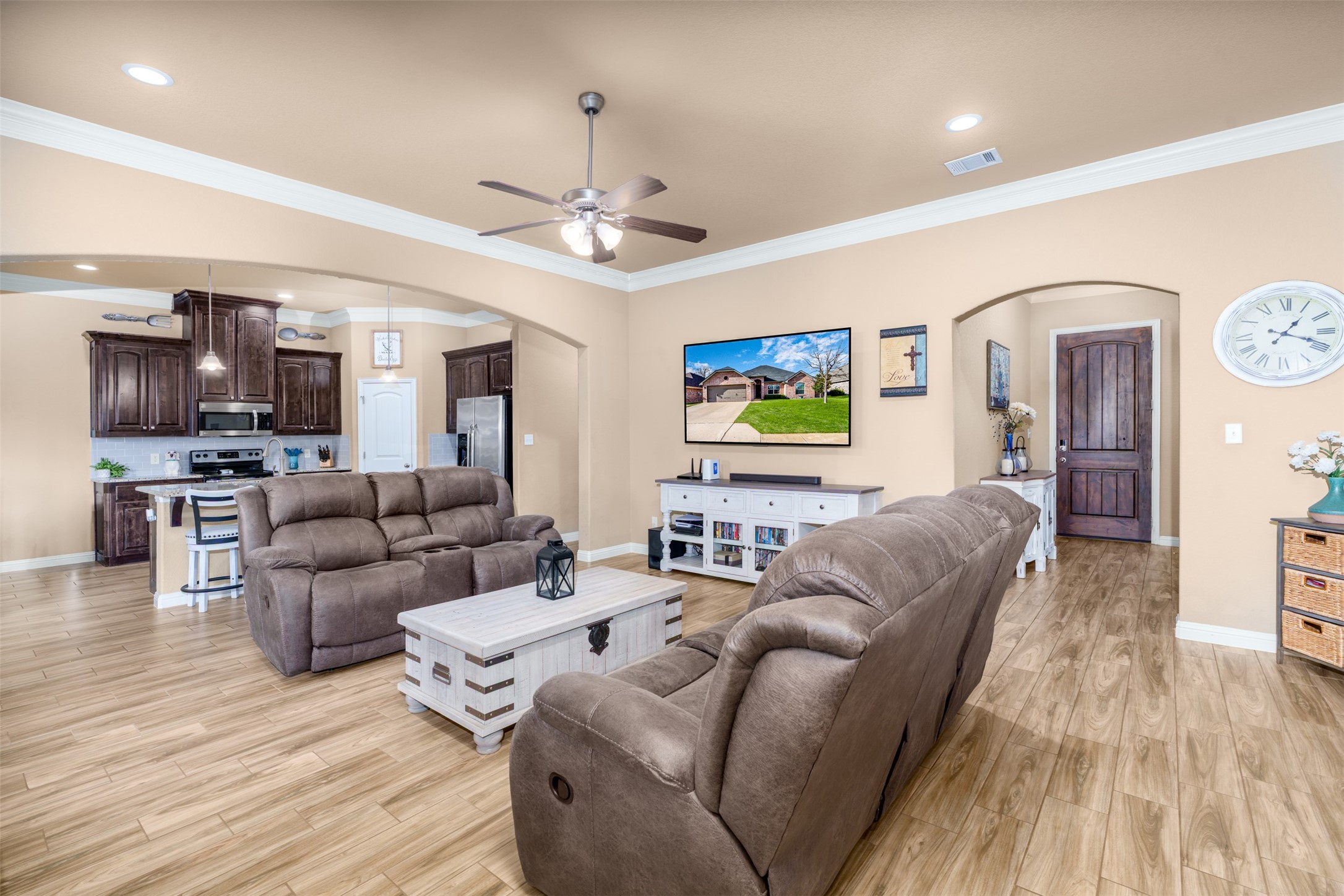 313 Donna Circle