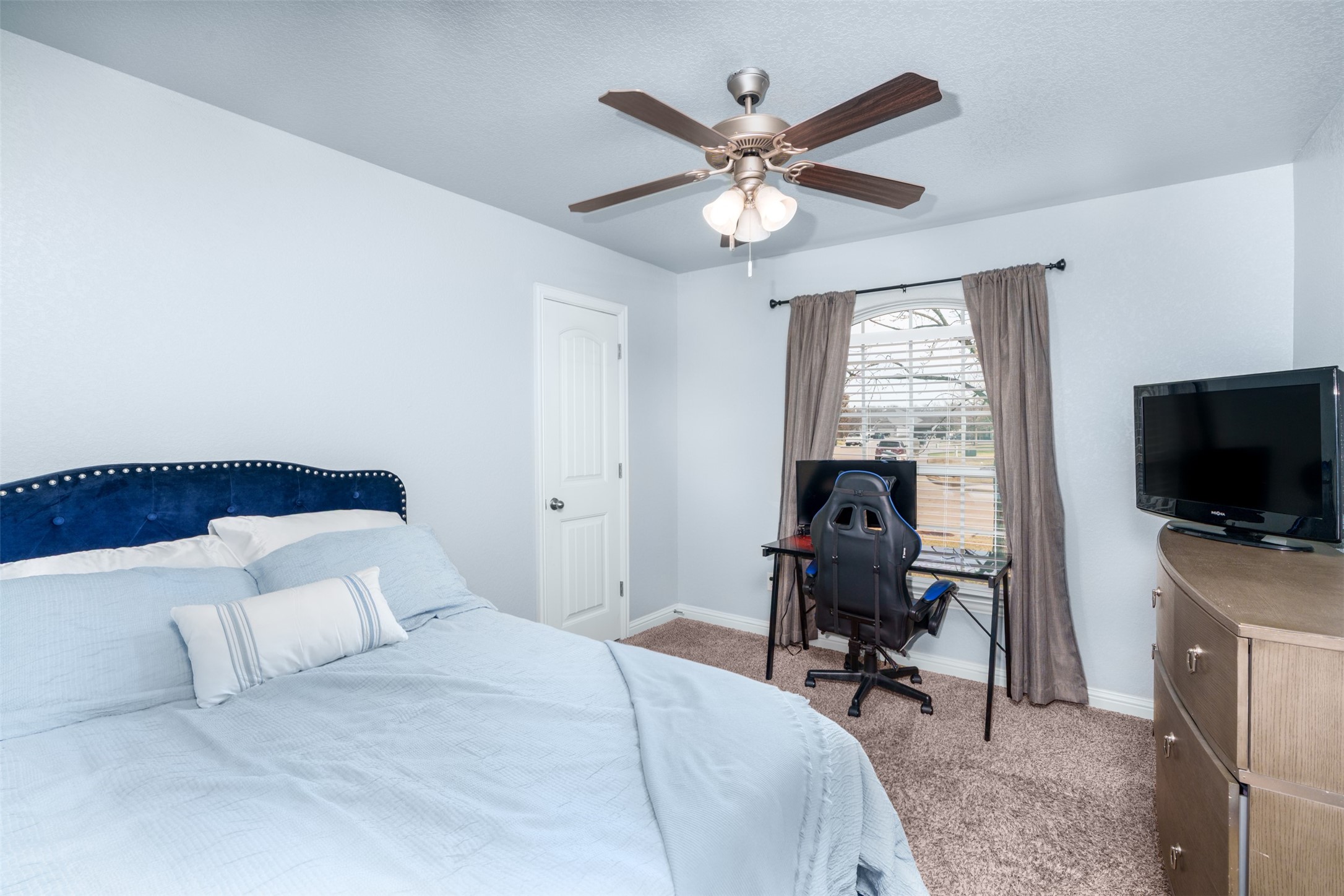 313 Donna Circle