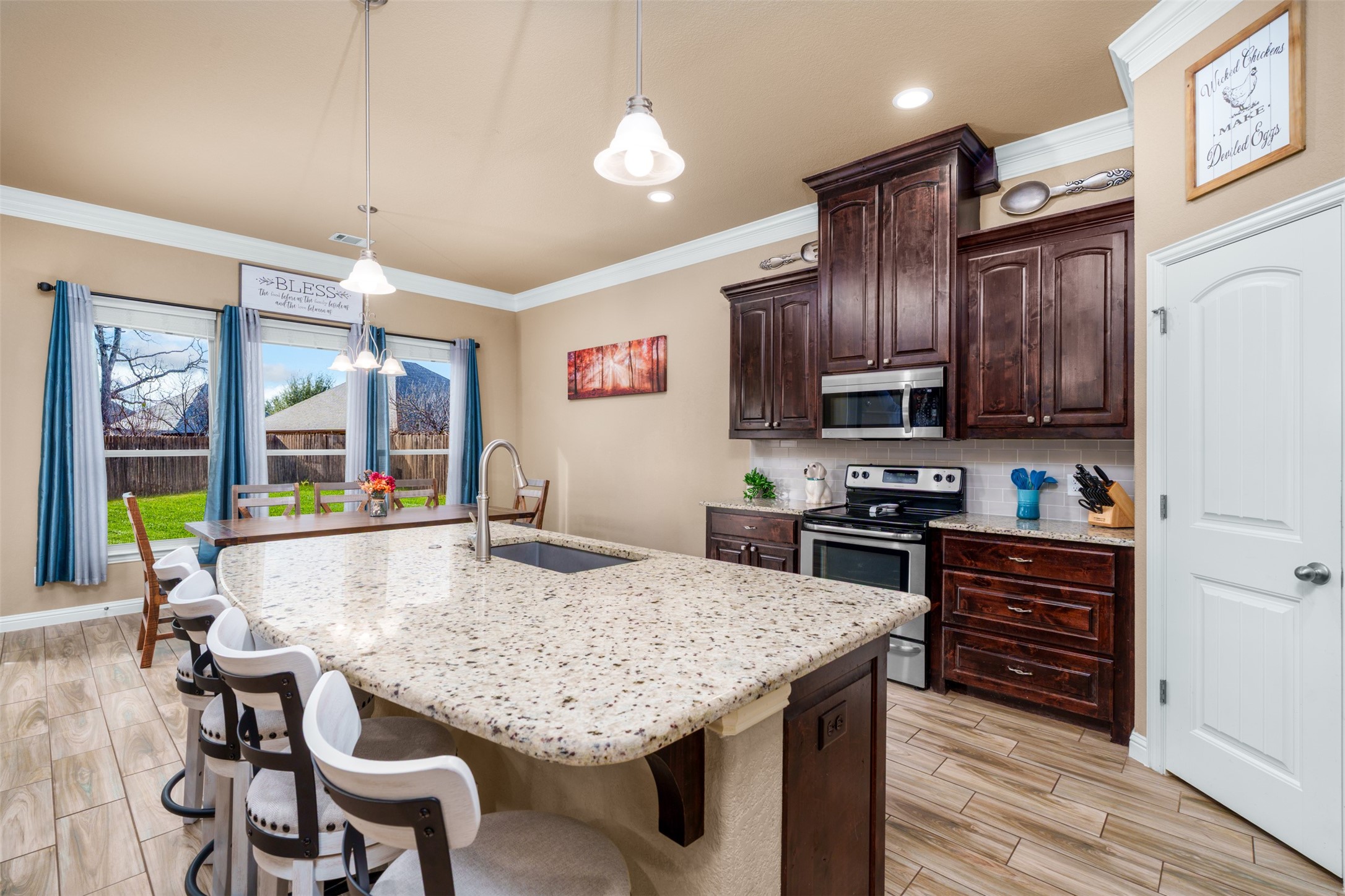 313 Donna Circle