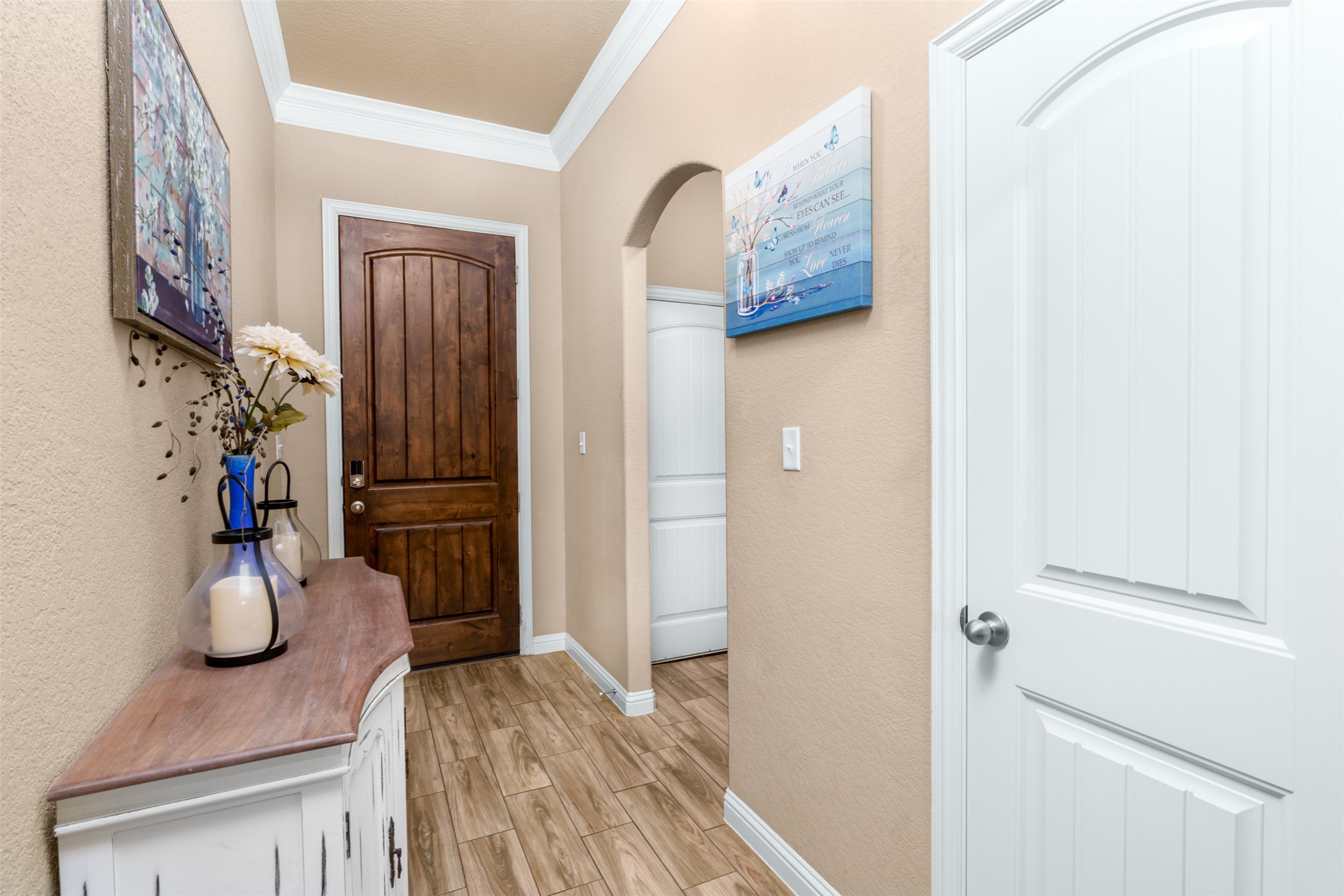 313 Donna Circle